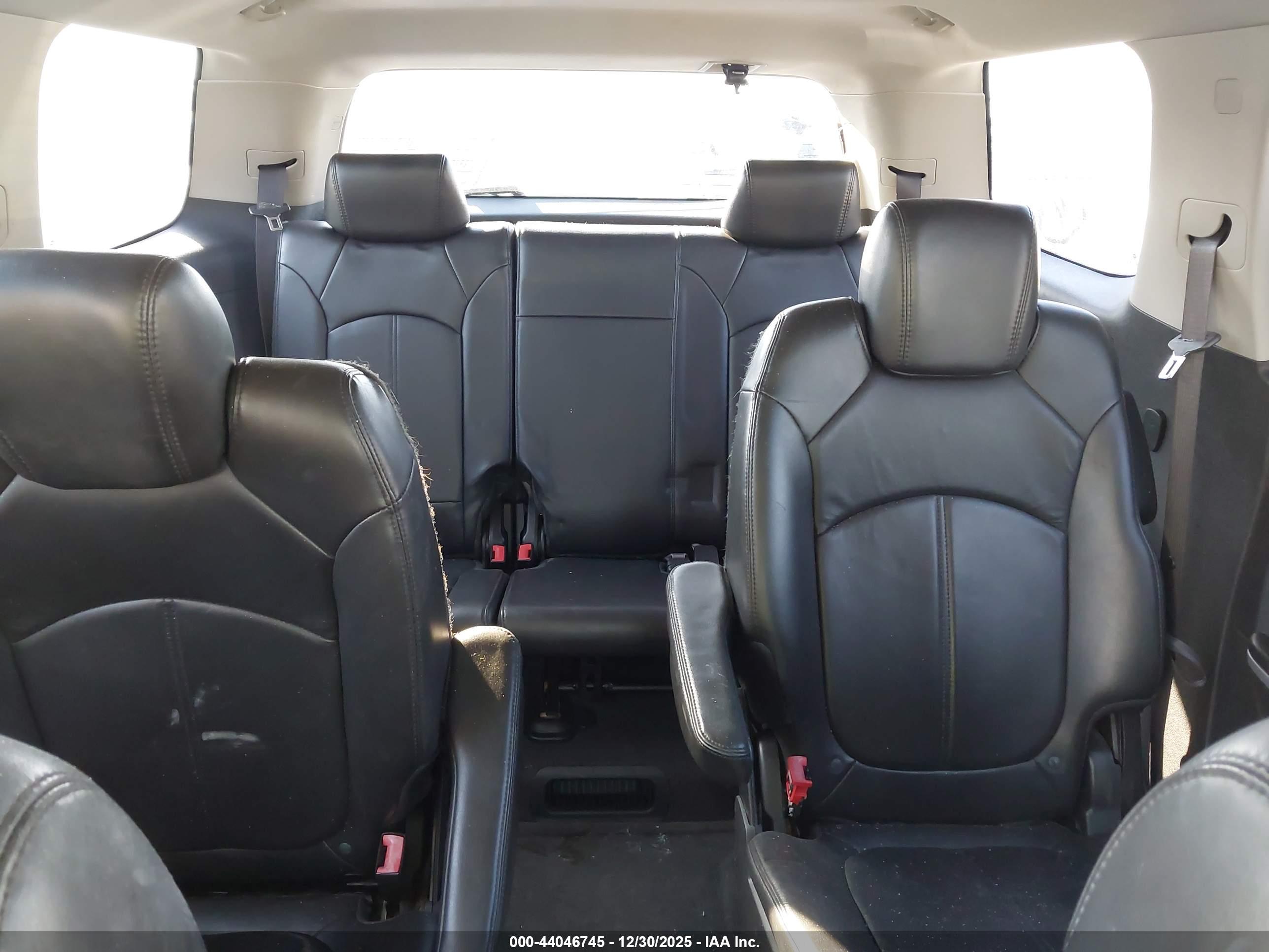 GMC ACADIA image 8