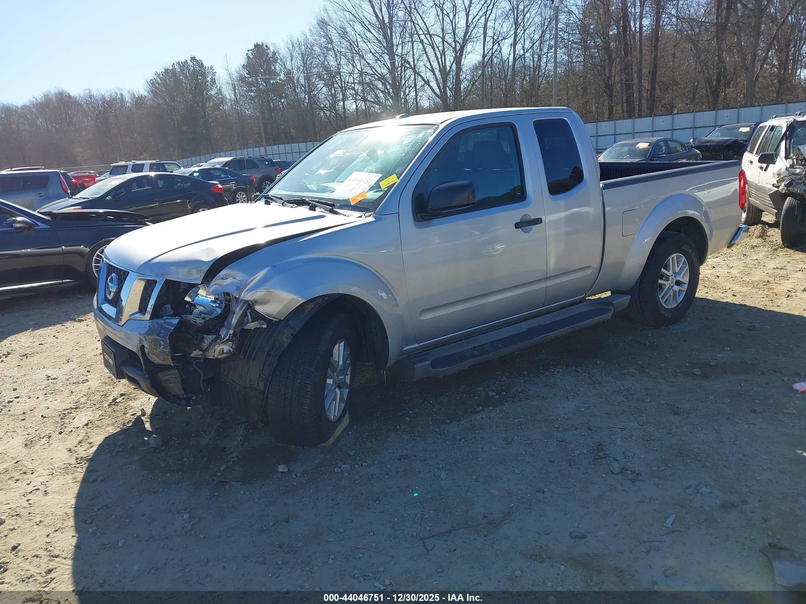 NISSAN FRONTIER image 2