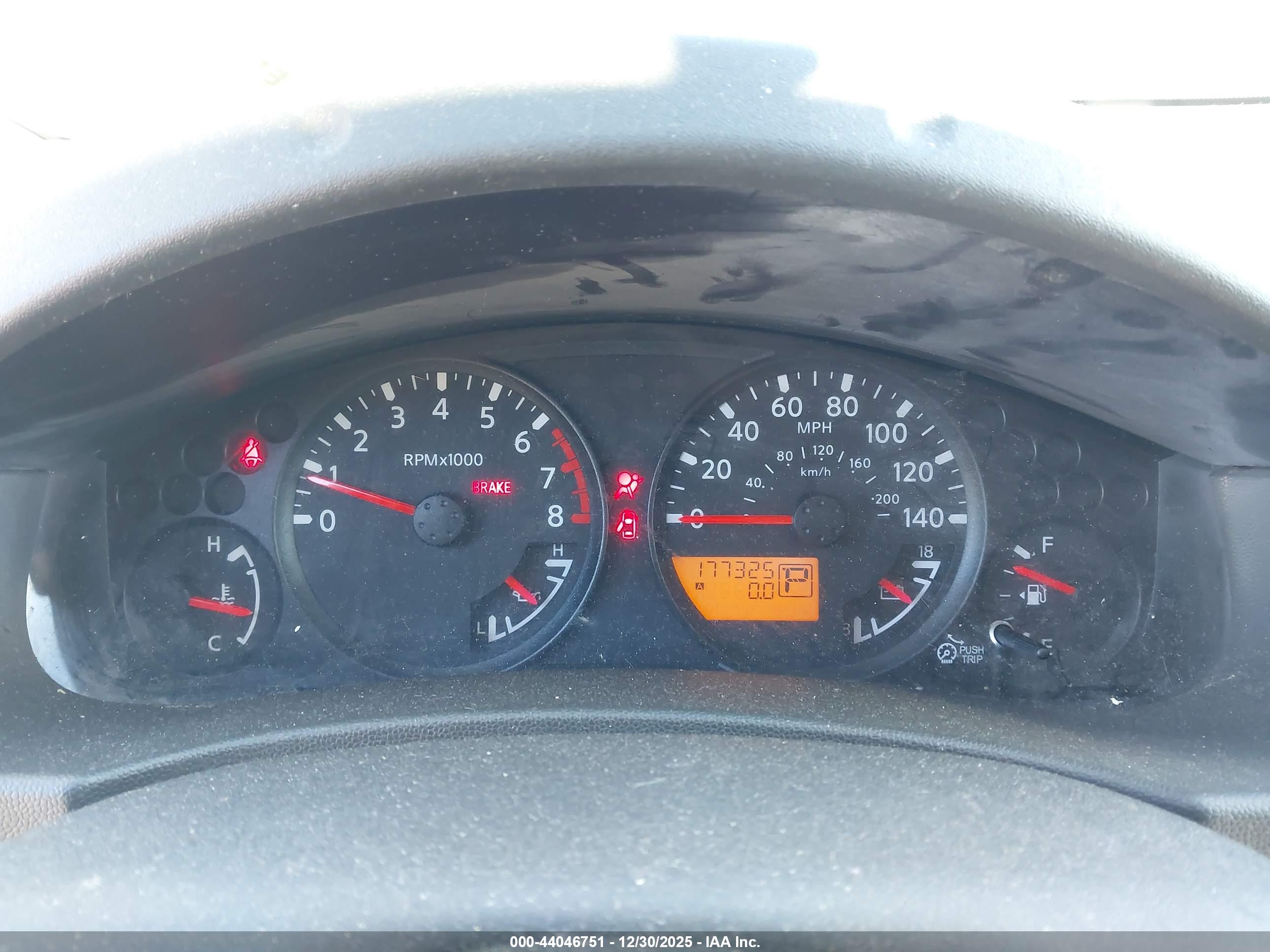 NISSAN FRONTIER image 7