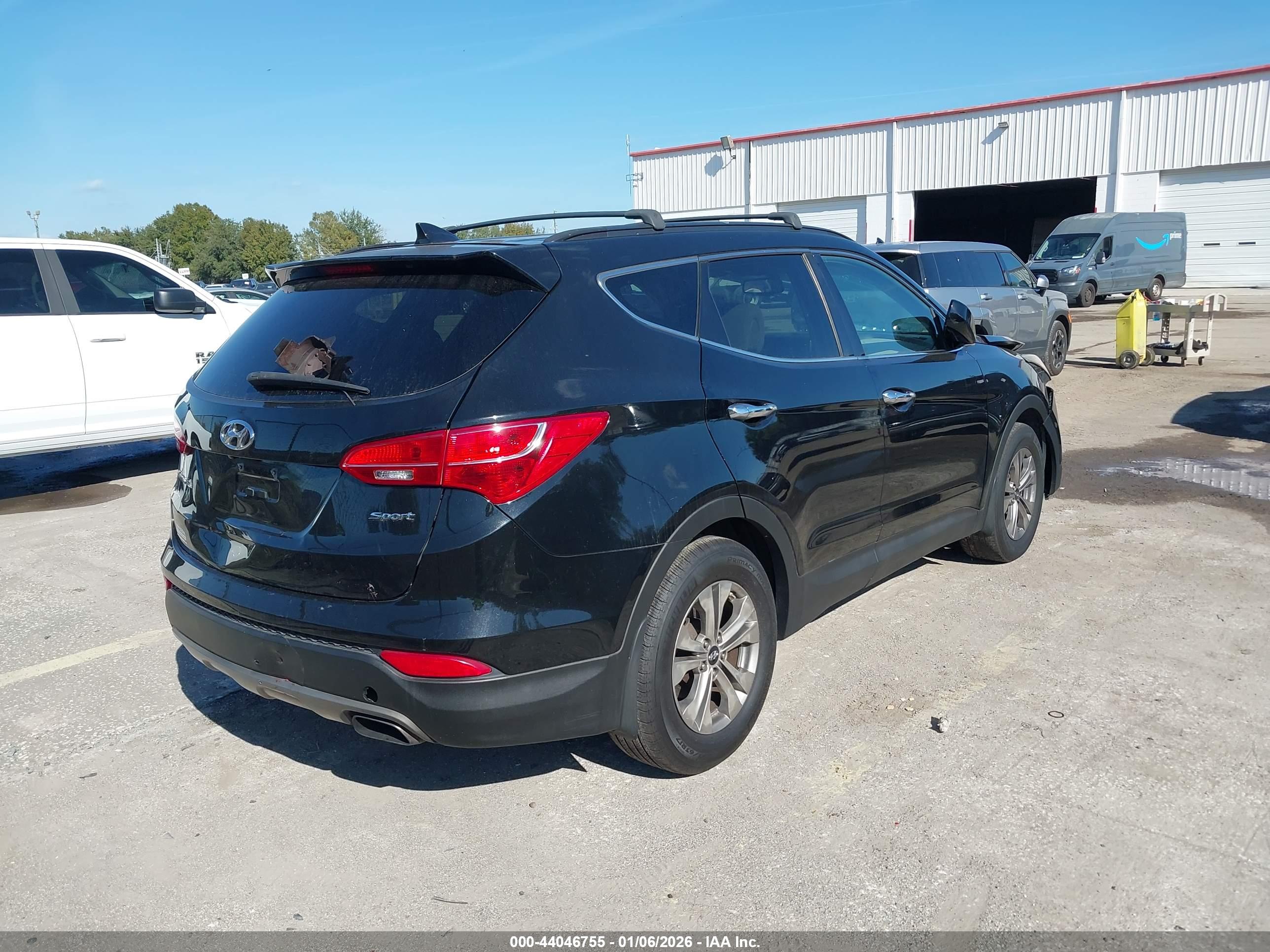 HYUNDAI SANTA image 4