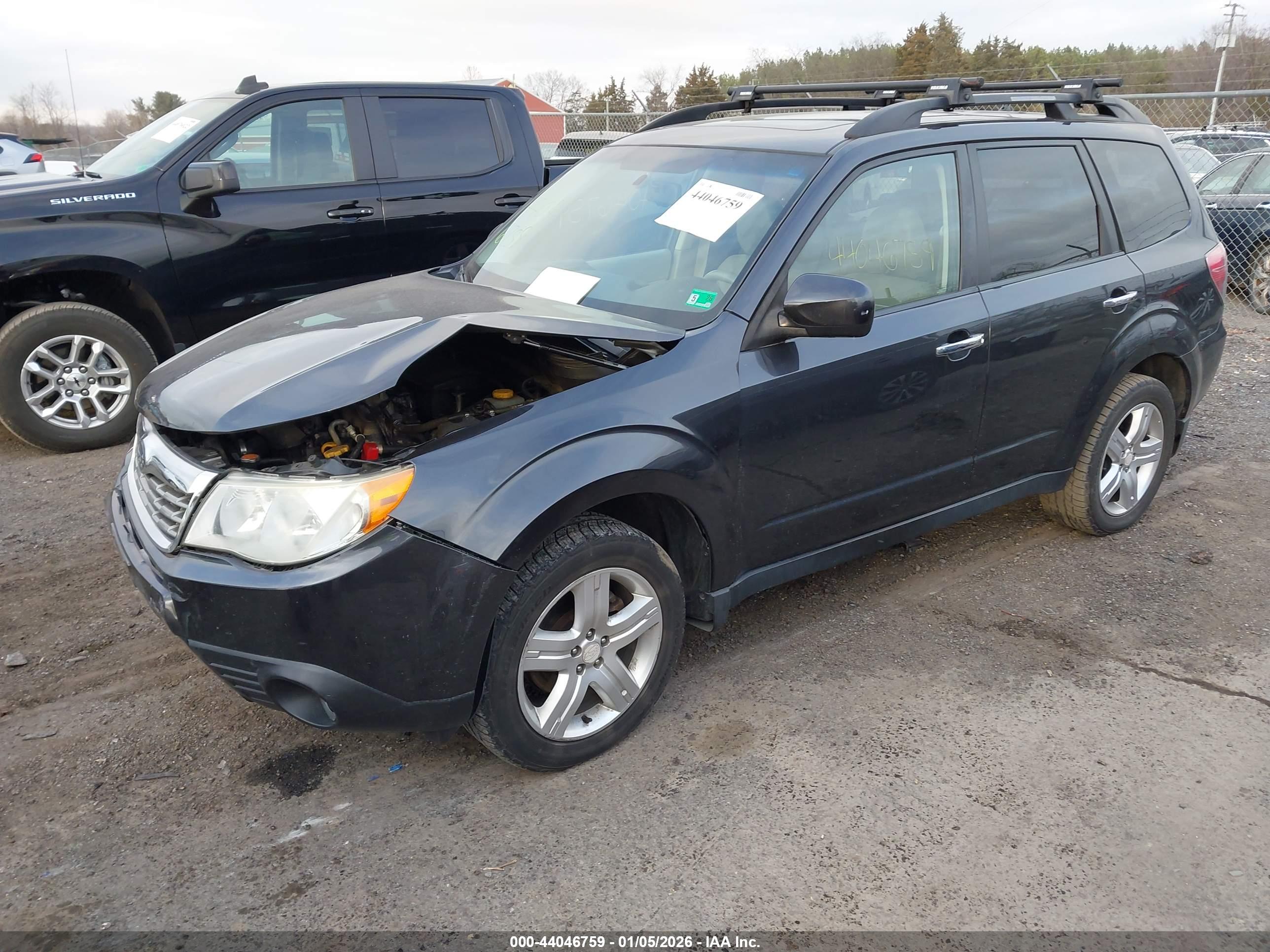 SUBARU FORESTER image 2