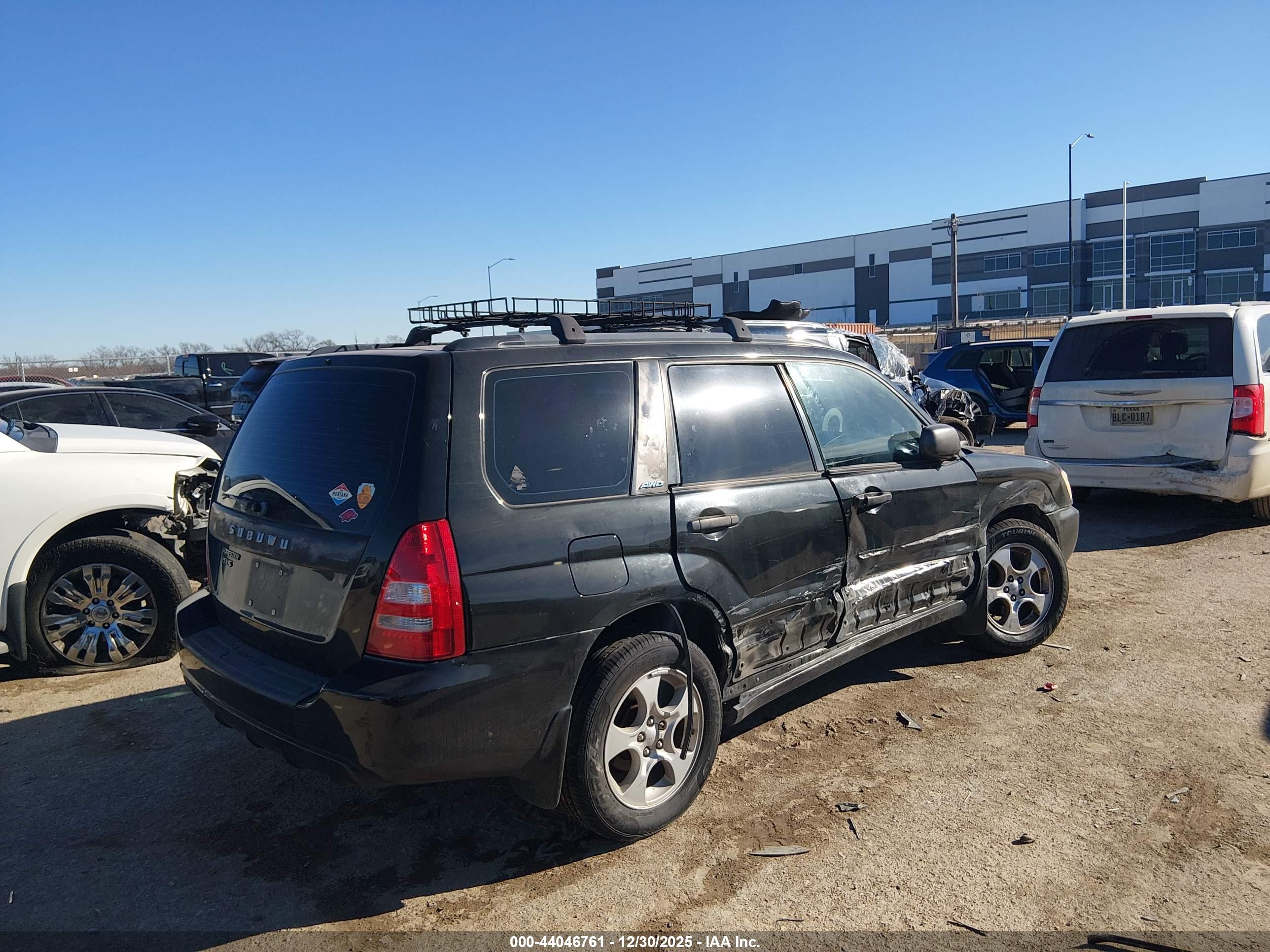 SUBARU FORESTER image 4