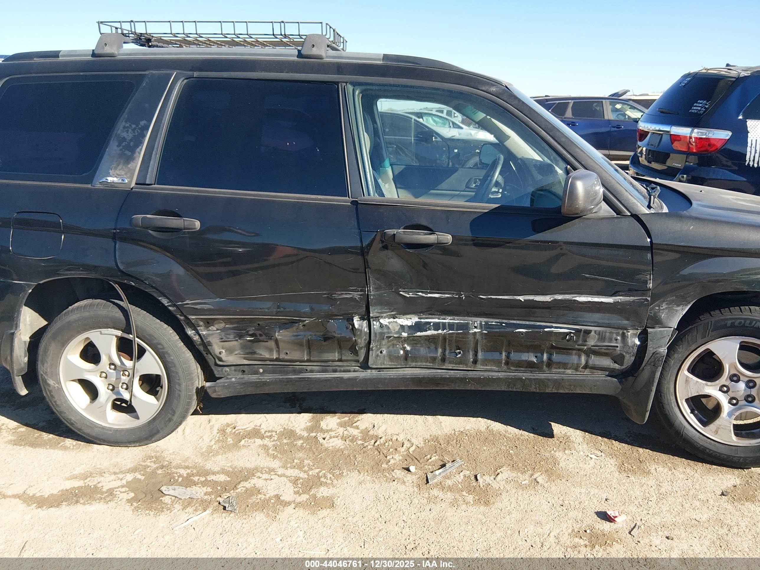 SUBARU FORESTER image 6