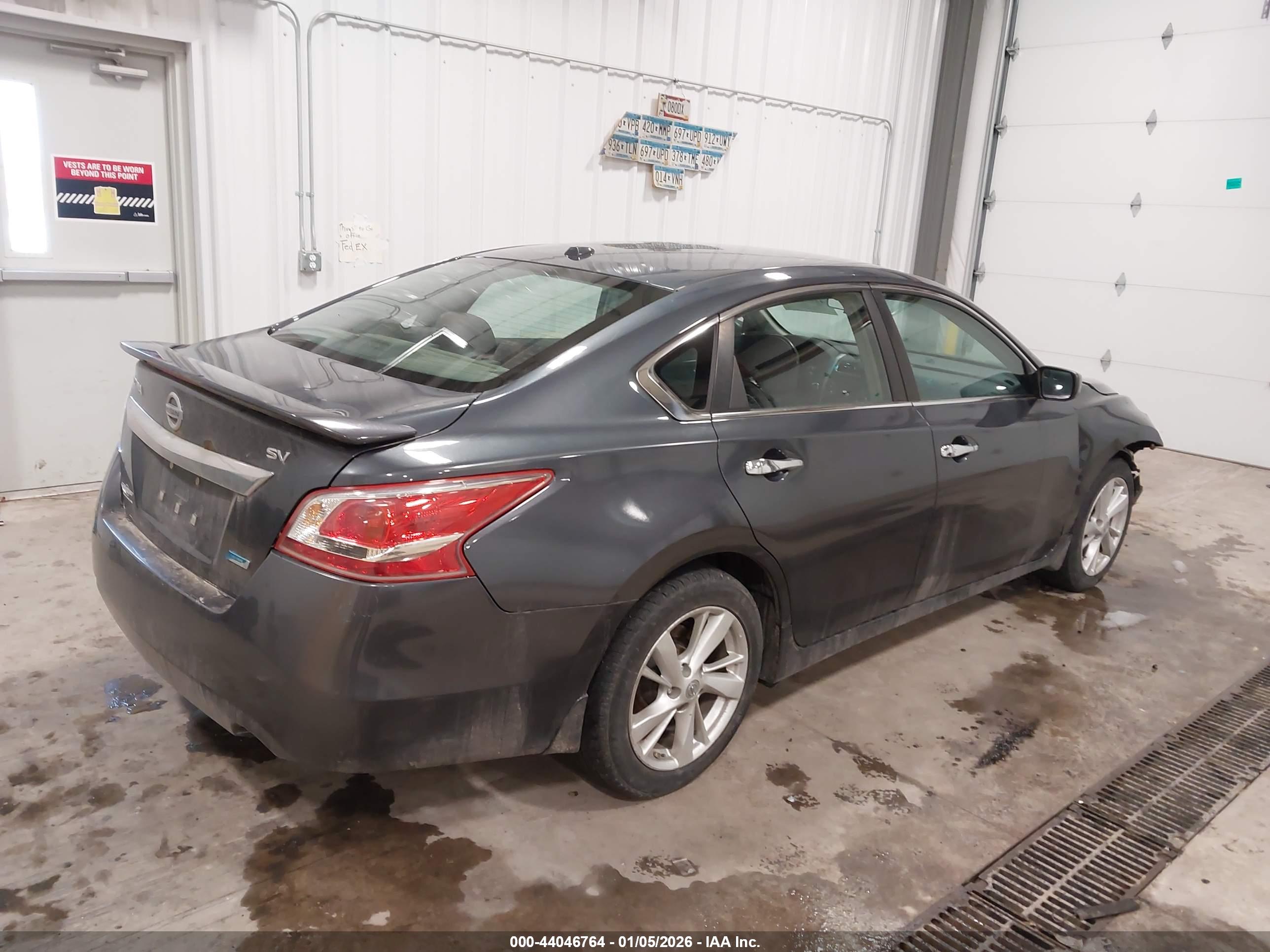 NISSAN ALTIMA image 4