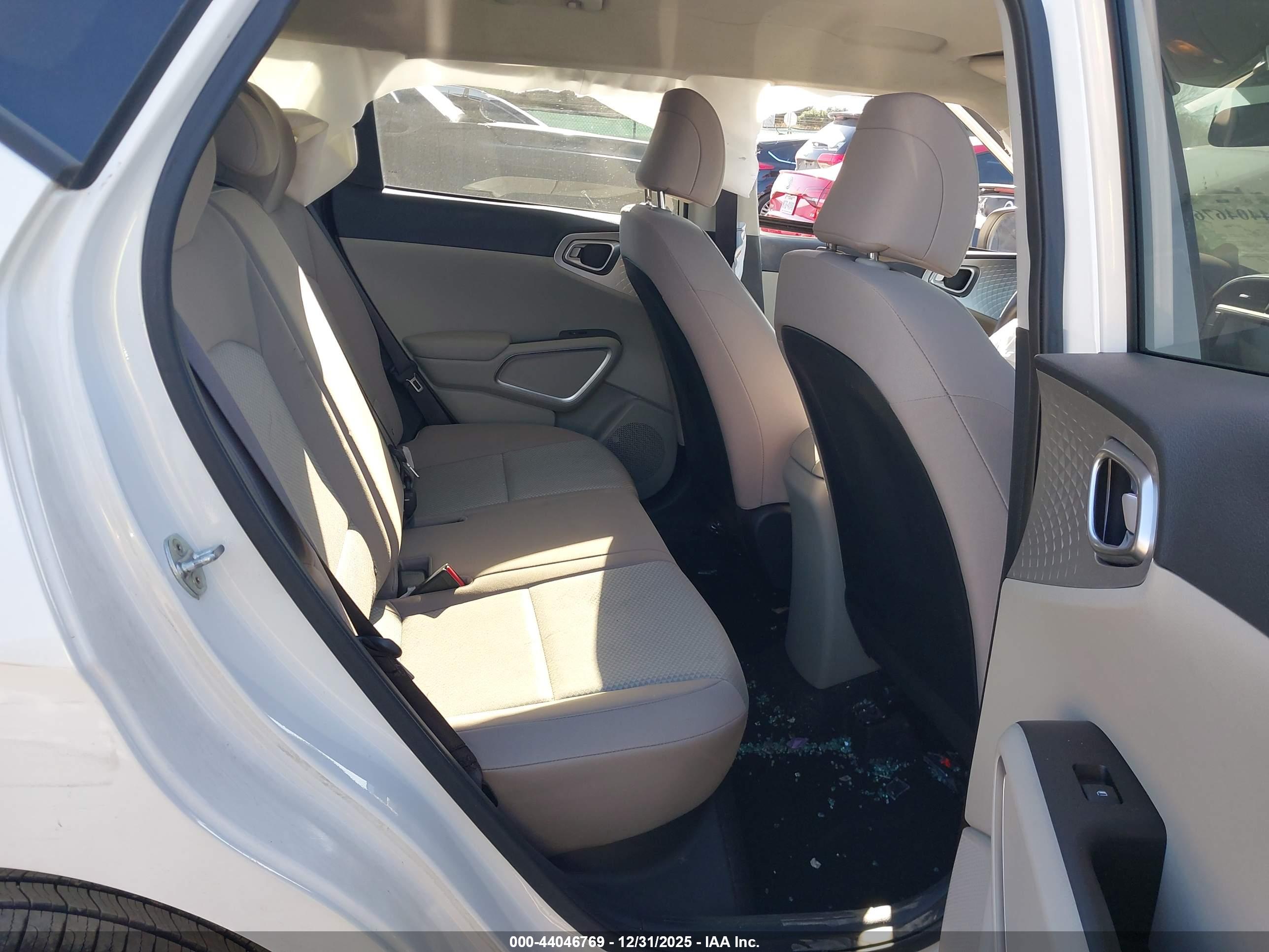 KIA SOUL image 8