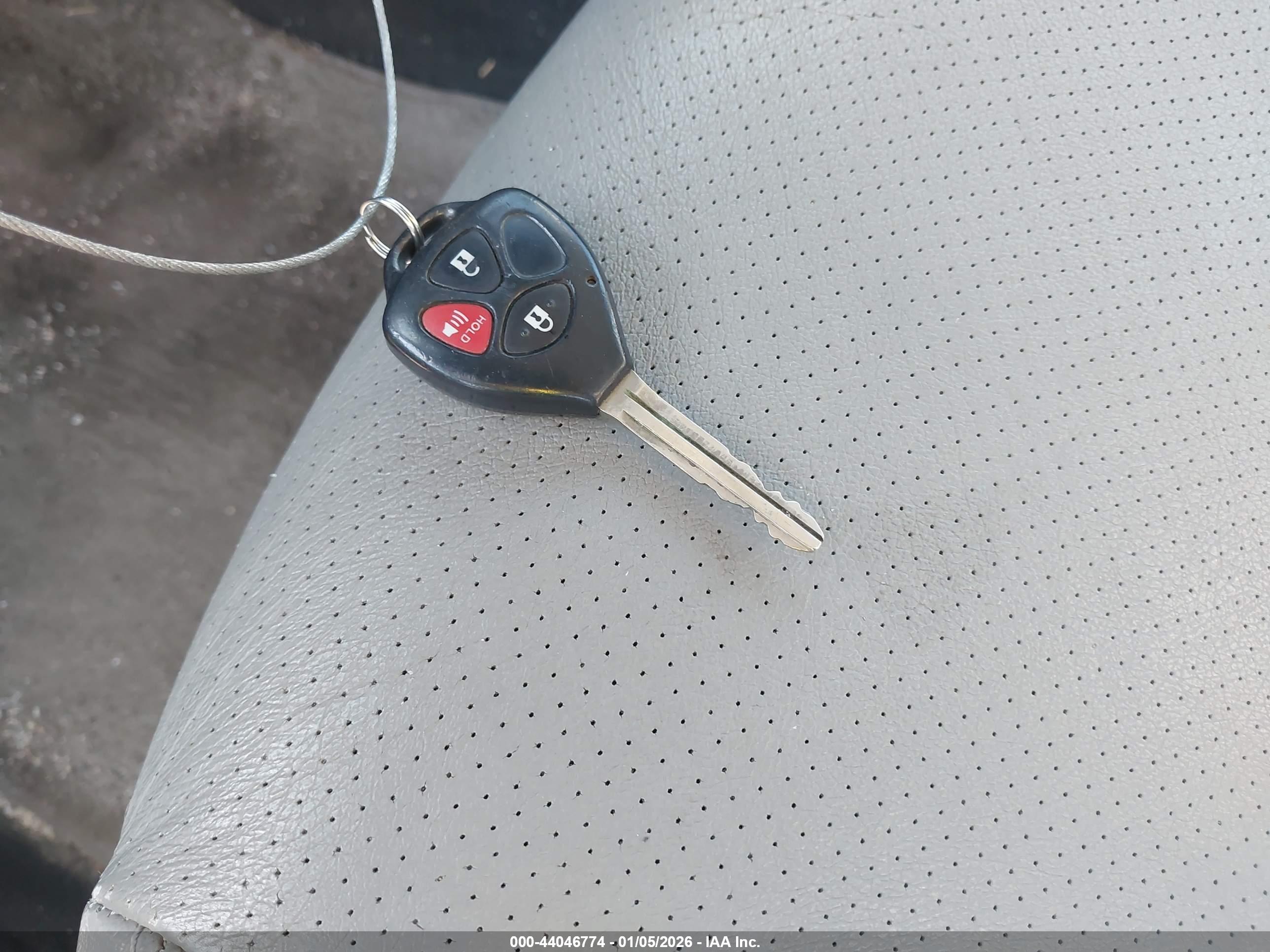 PONTIAC VIBE image 11