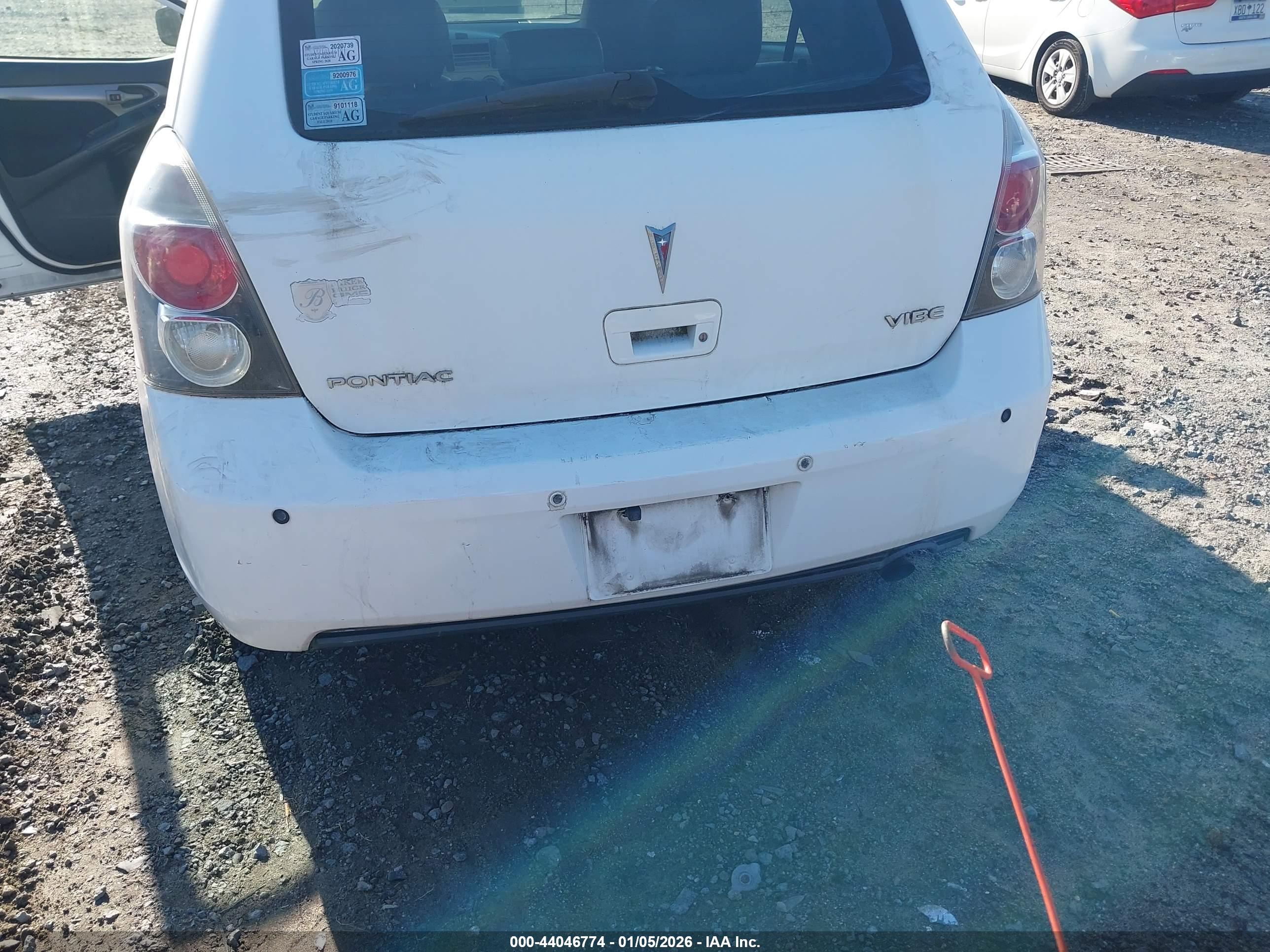PONTIAC VIBE image 6