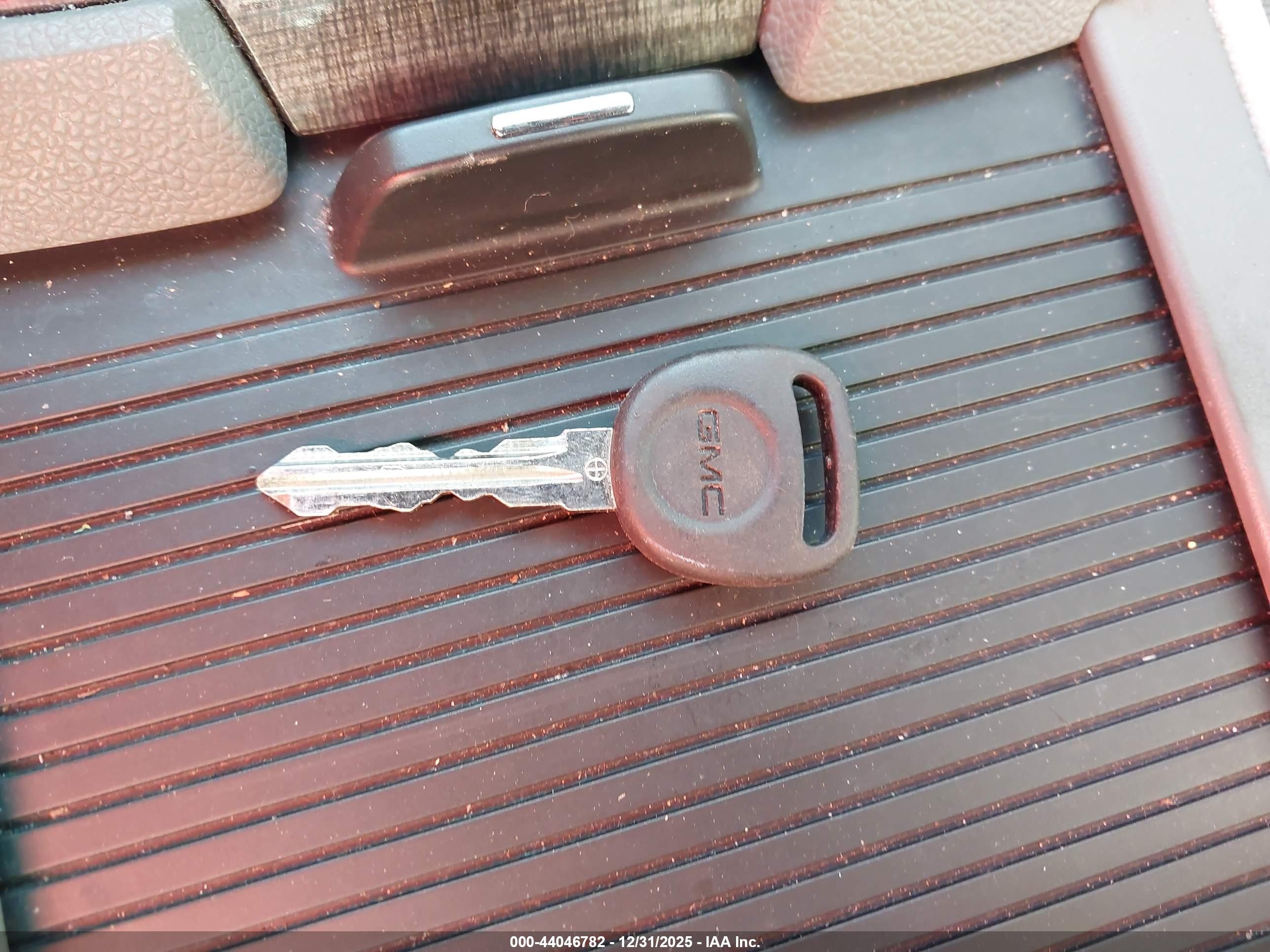 GMC ACADIA image 11