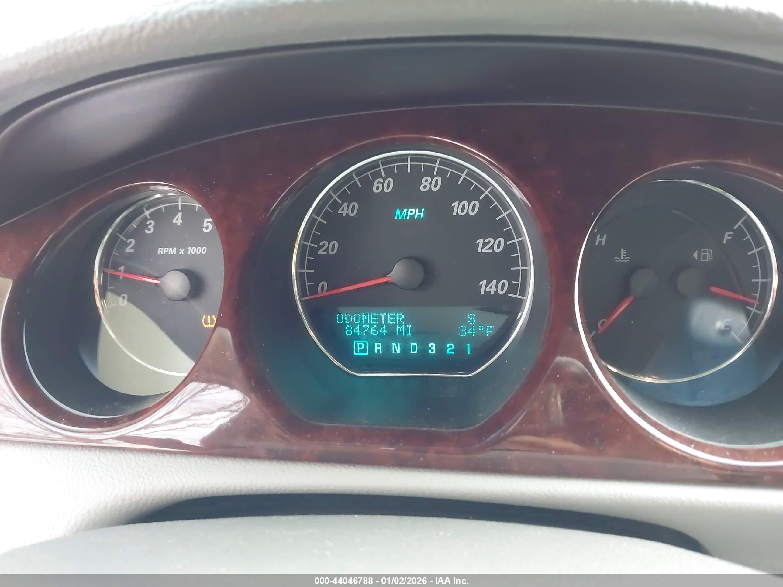 BUICK LUCERNE image 7