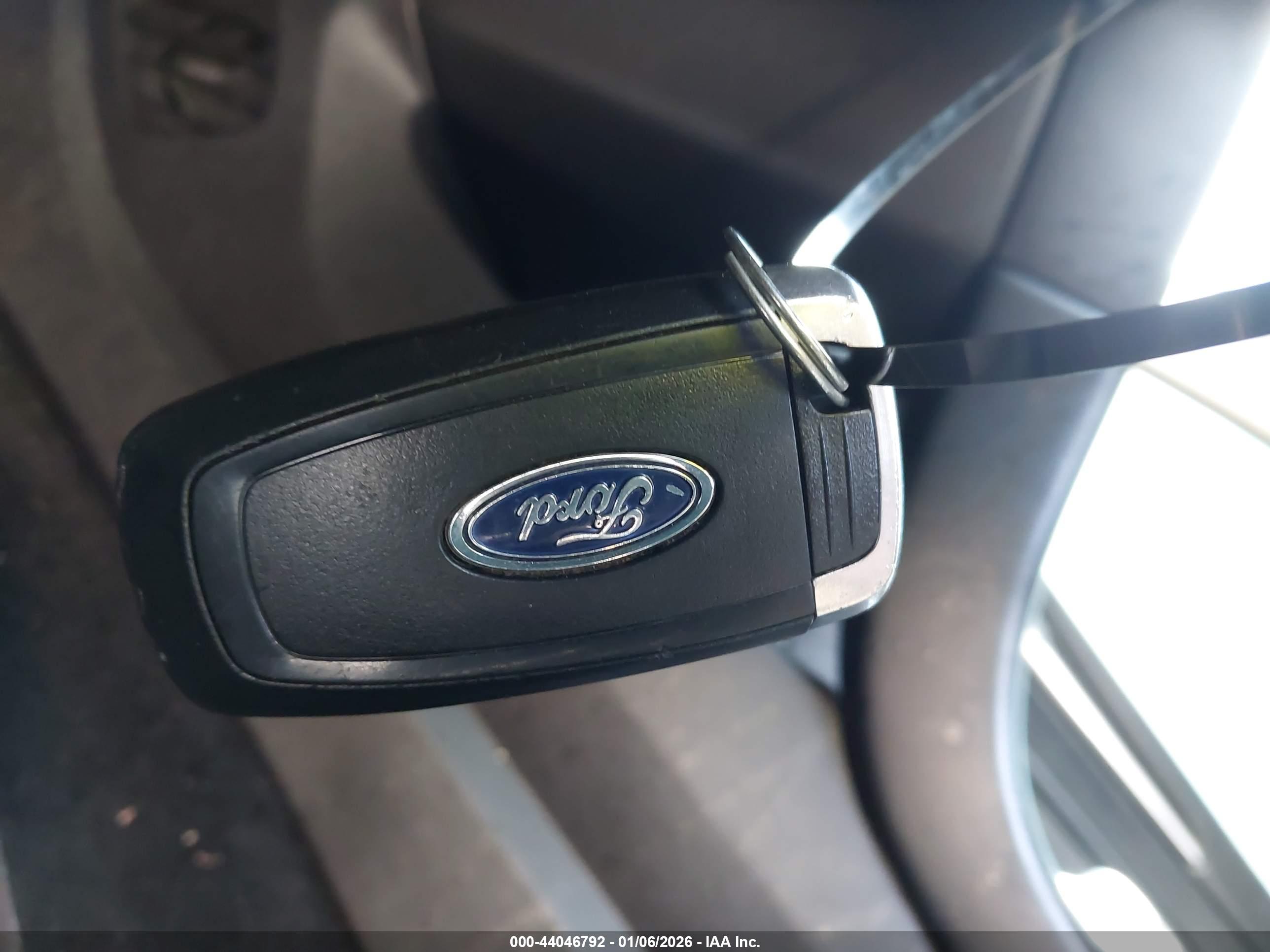 FORD FUSION image 11