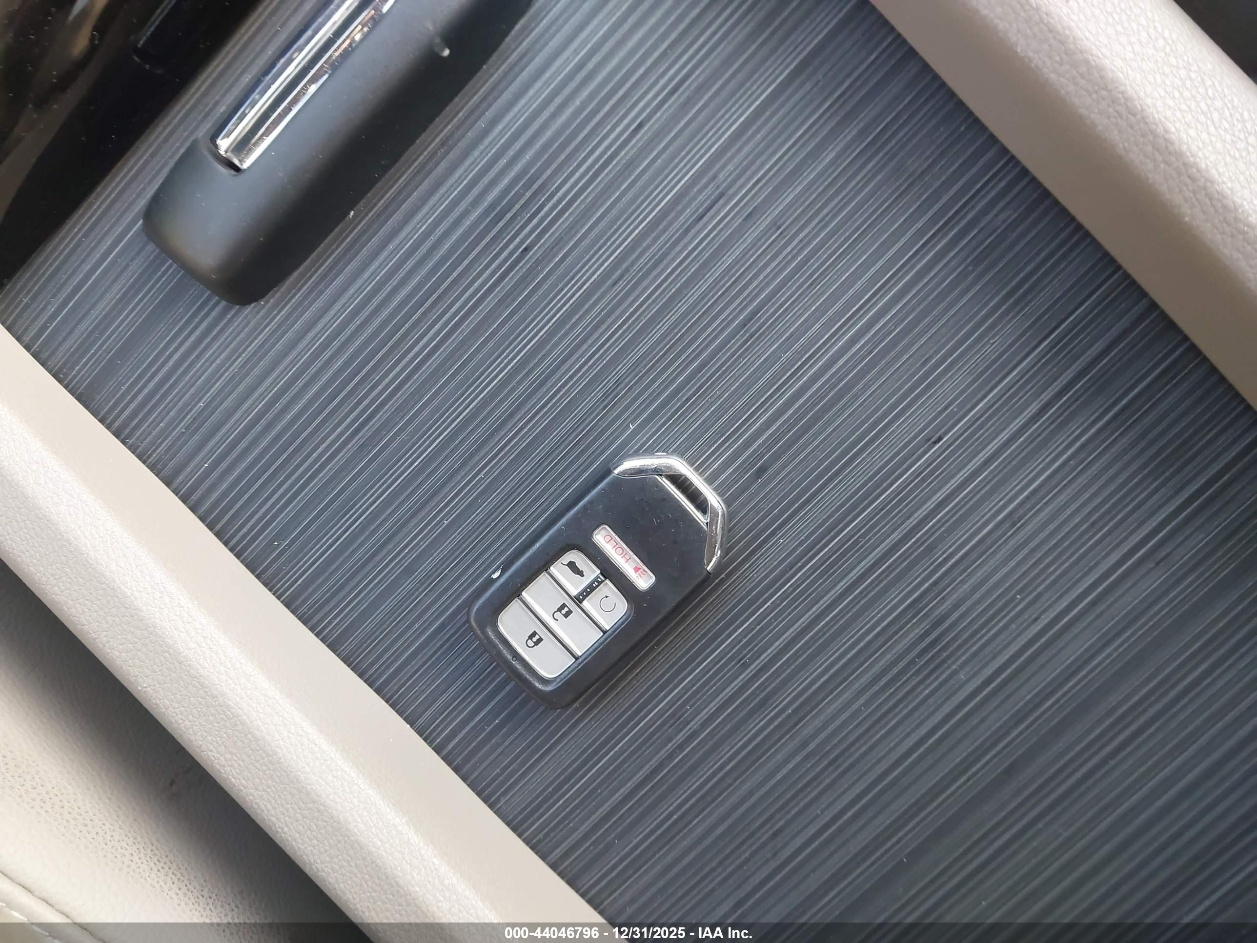 HONDA PILOT image 11