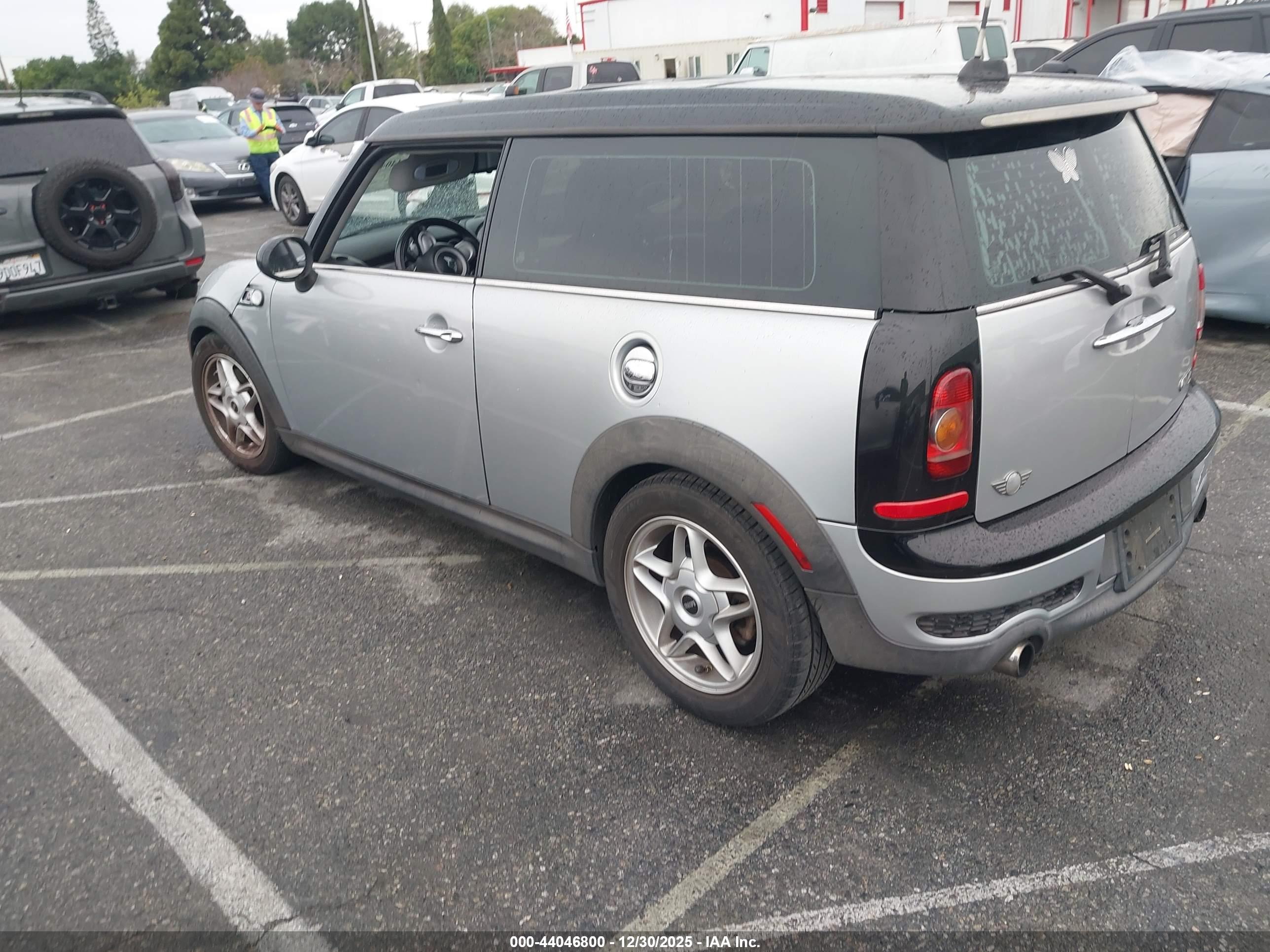 MINI COOPER image 3
