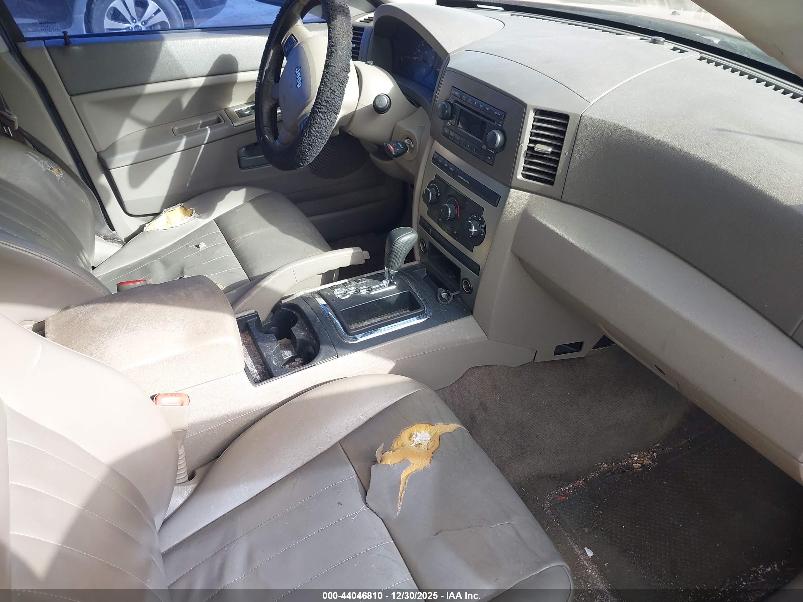 JEEP GRAND image 5
