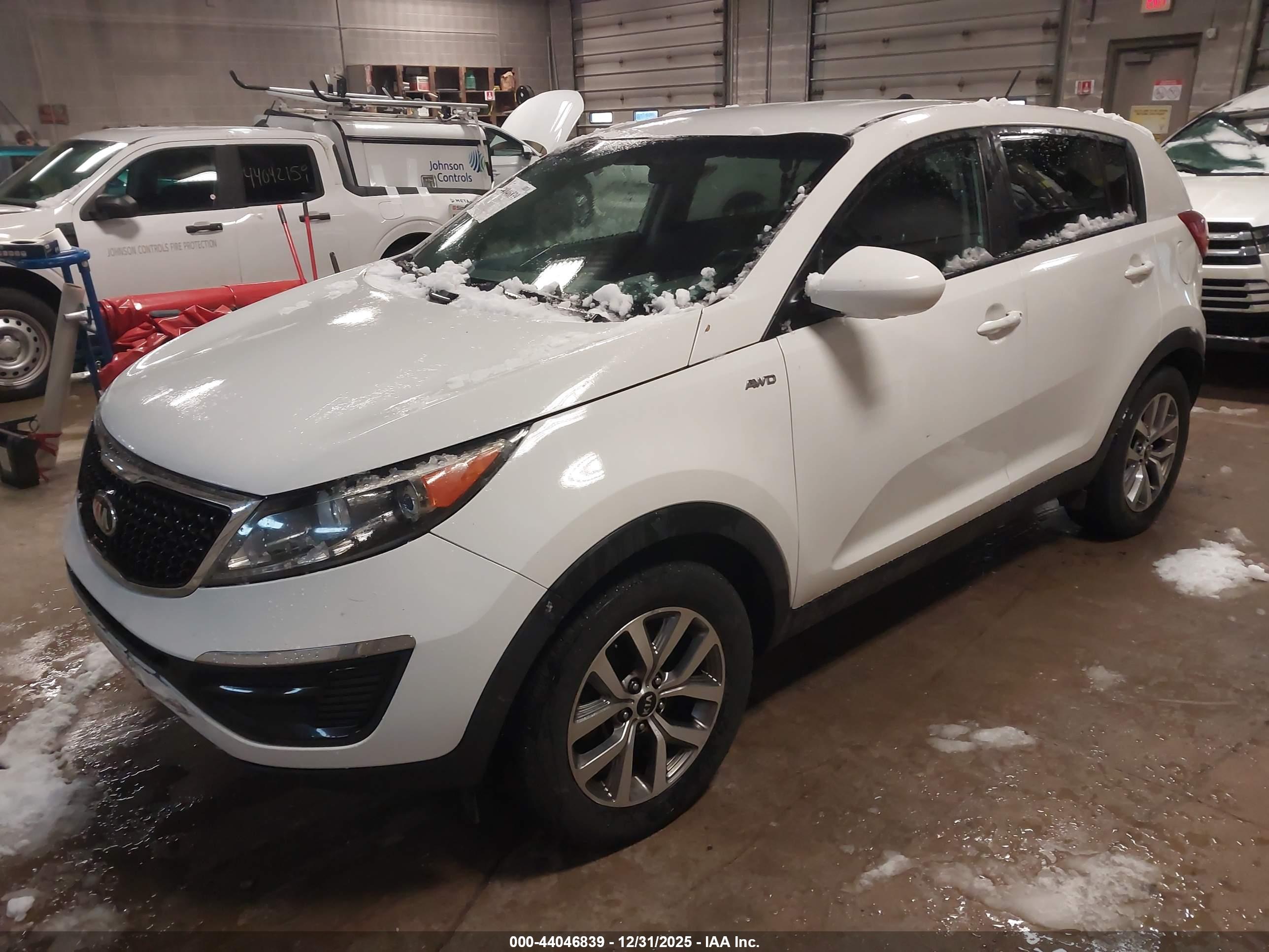 KIA SPORTAGE image 2