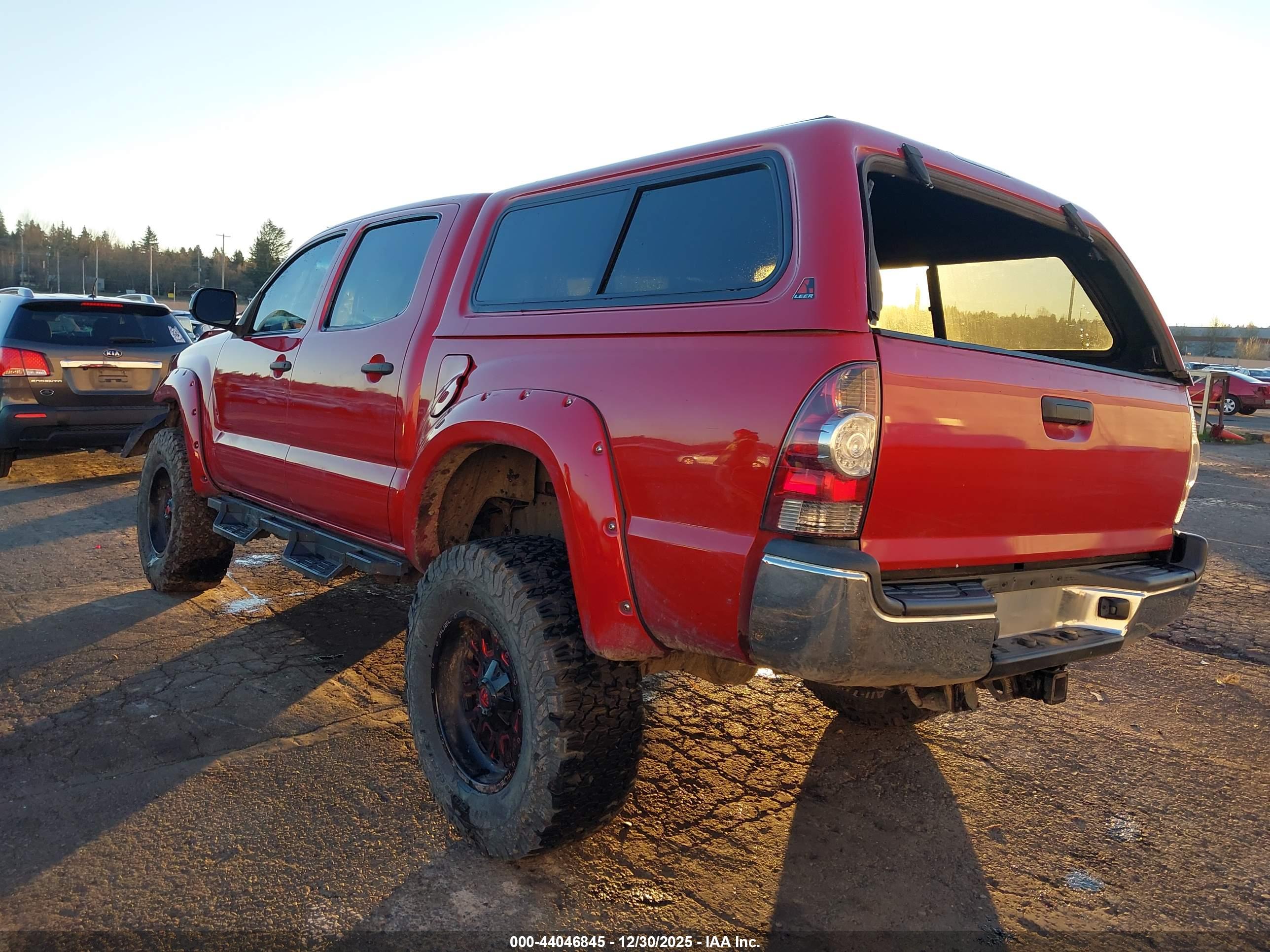 TOYOTA TACOMA image 3