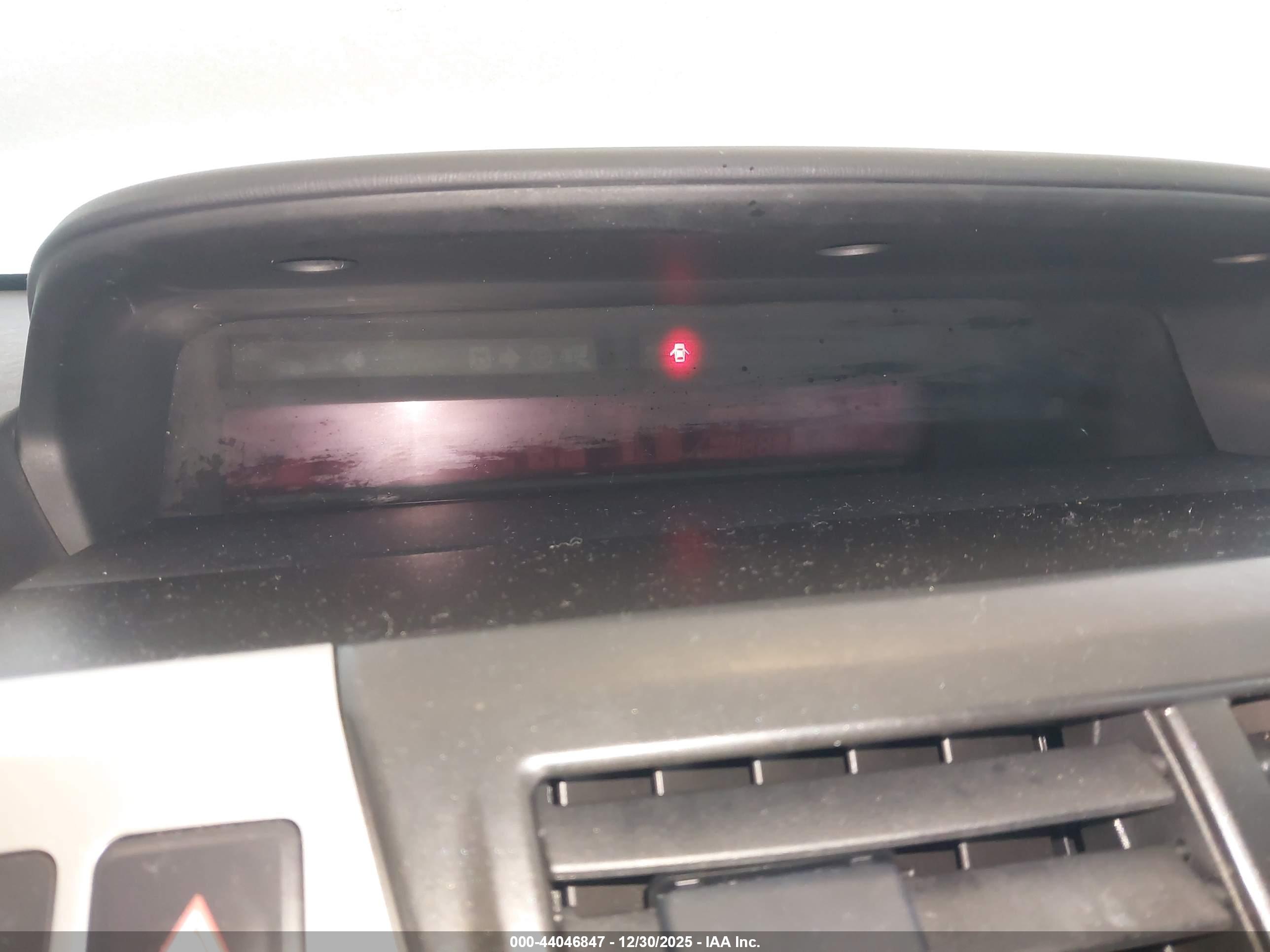 TOYOTA PRIUS image 7