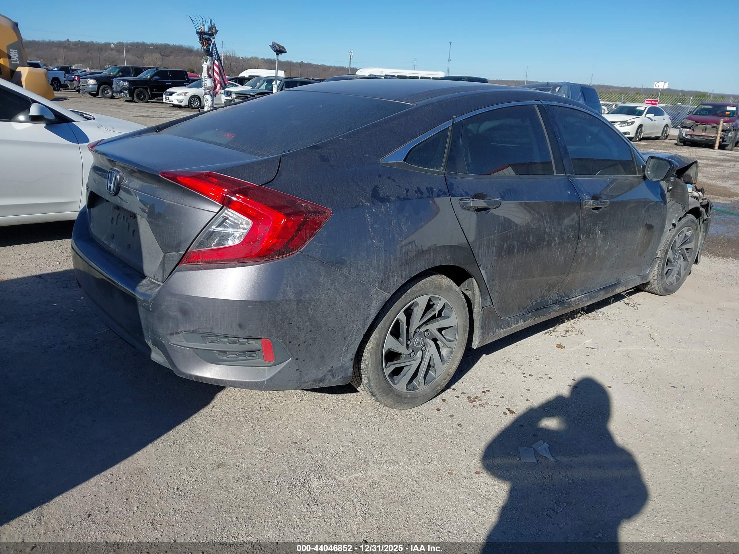 HONDA CIVIC image 4