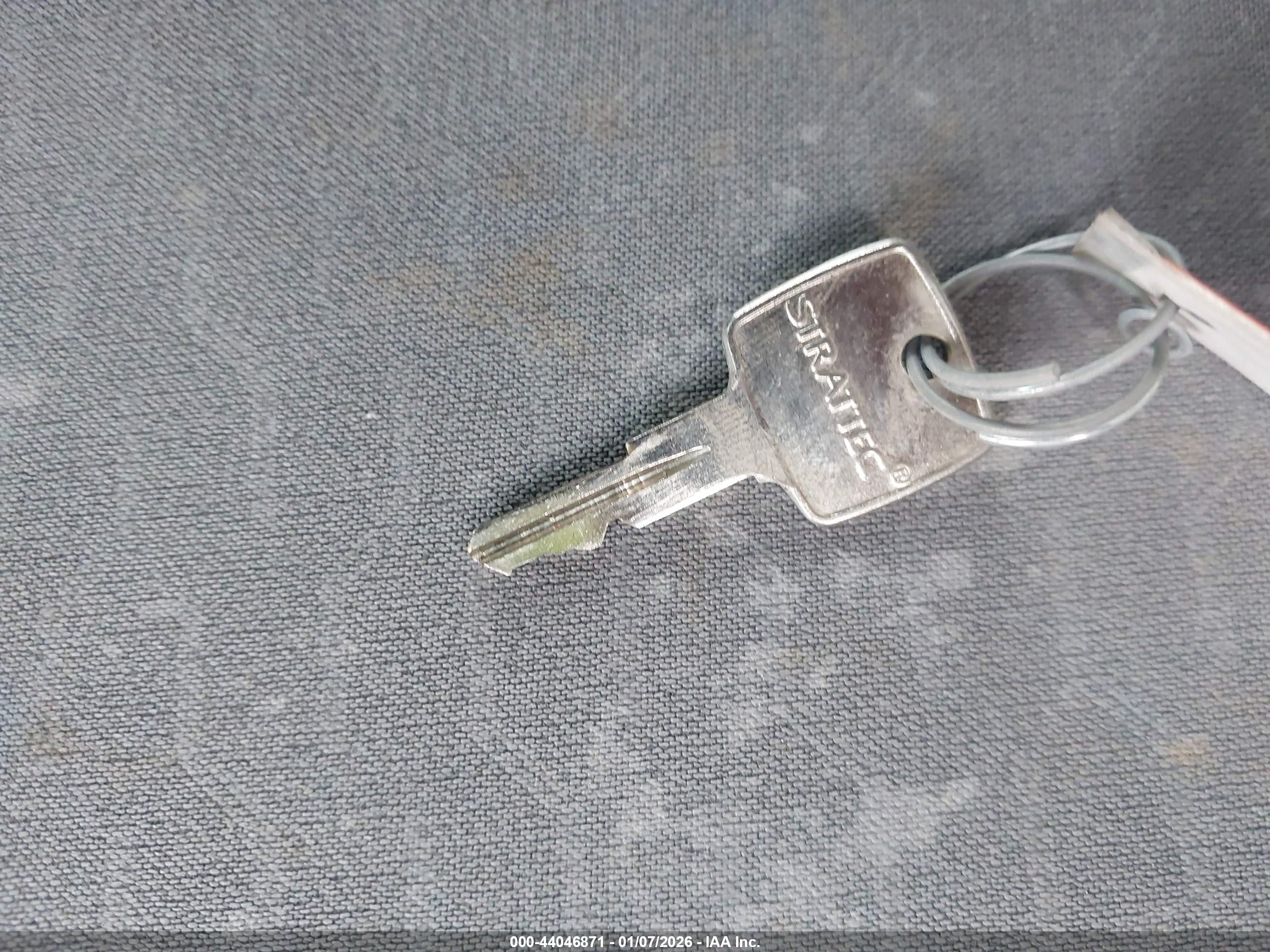 MACK GRANITE image 11