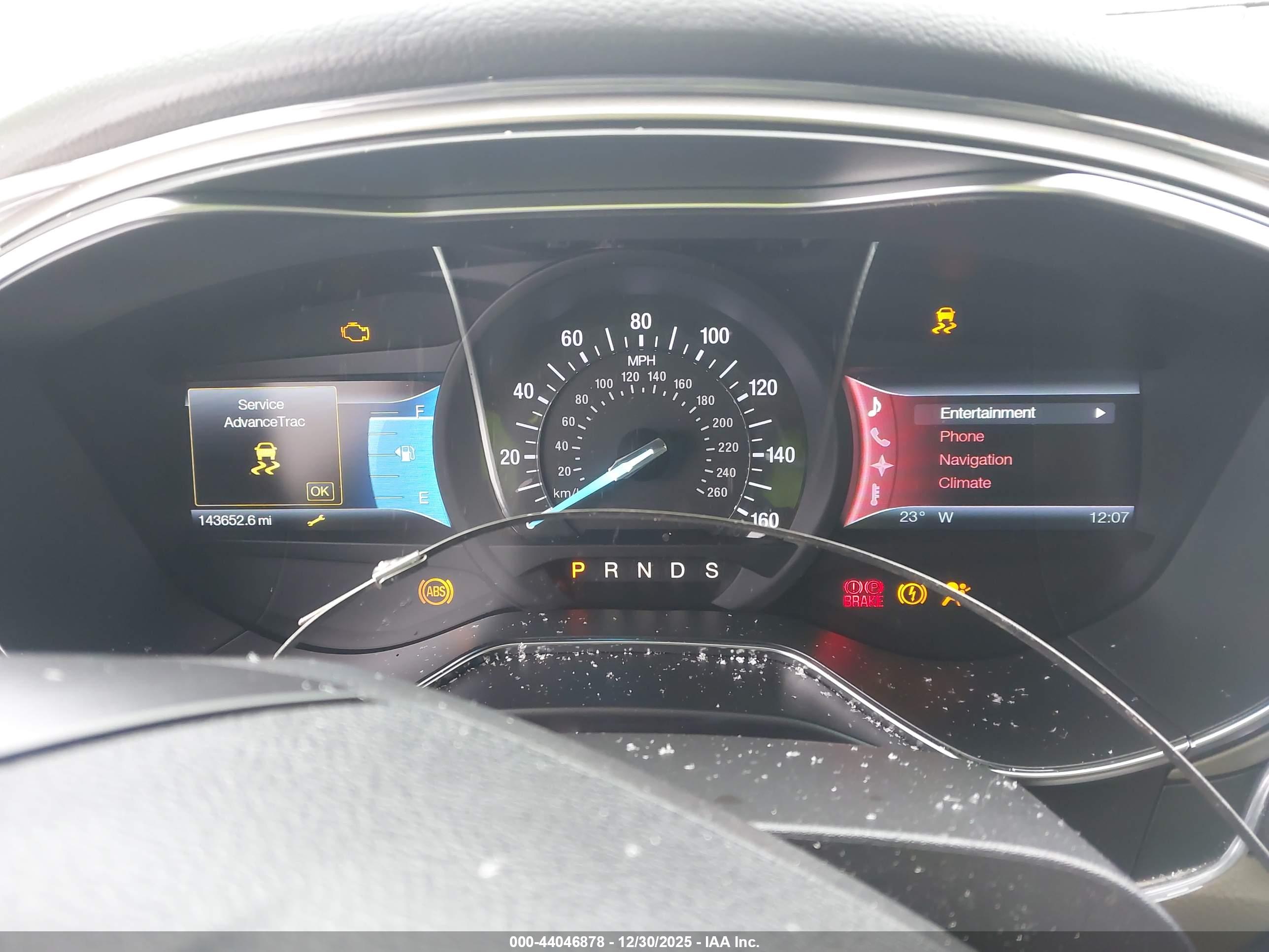 FORD FUSION image 7