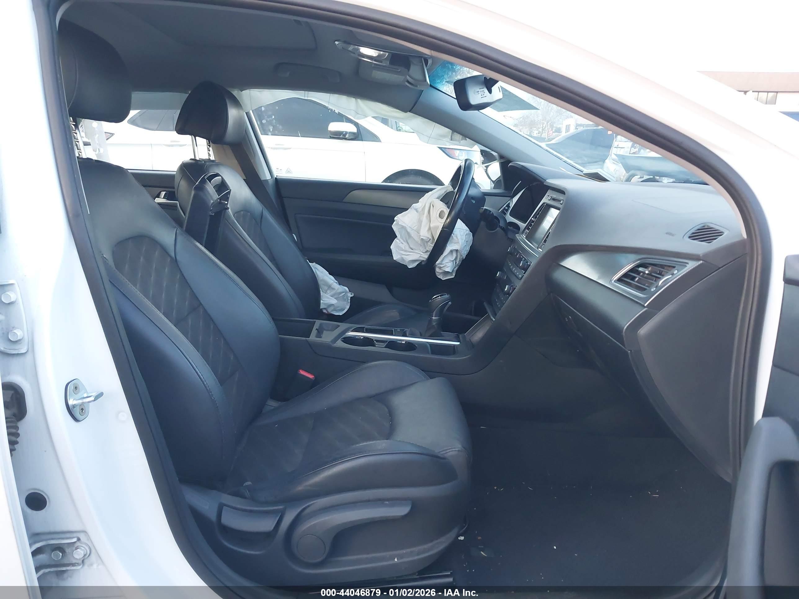 HYUNDAI SONATA image 5