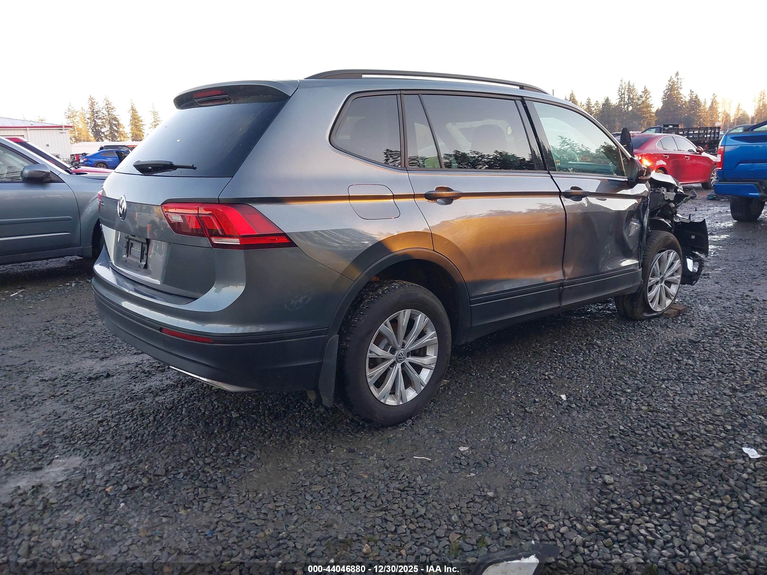 VOLKSWAGEN TIGUAN image 4