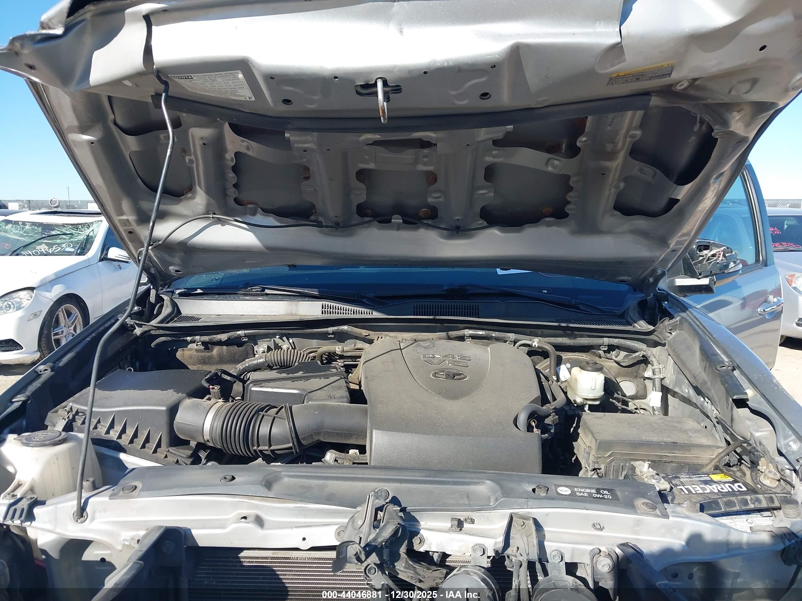 TOYOTA TACOMA image 10