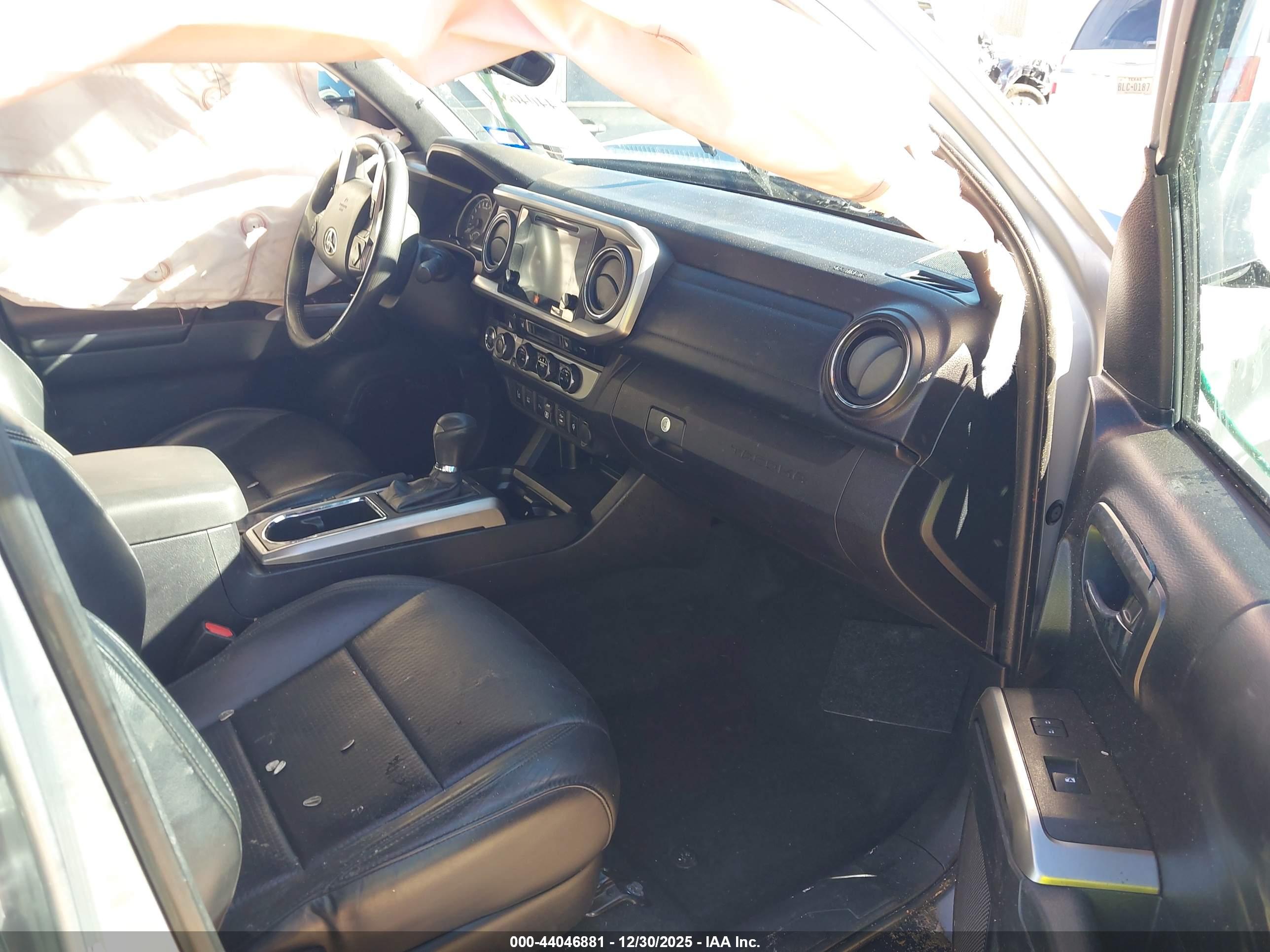 TOYOTA TACOMA image 5
