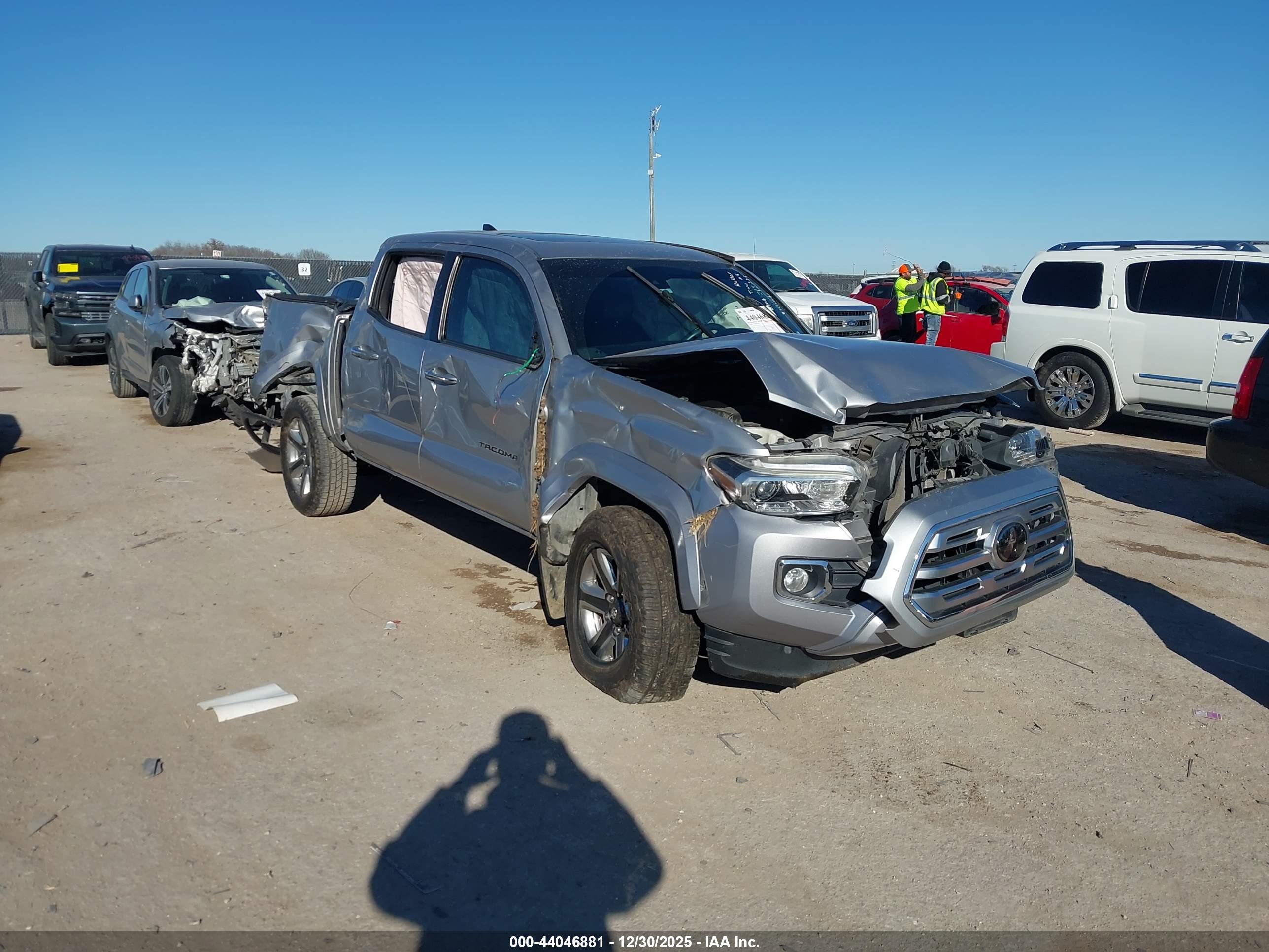 TOYOTA TACOMA image 6