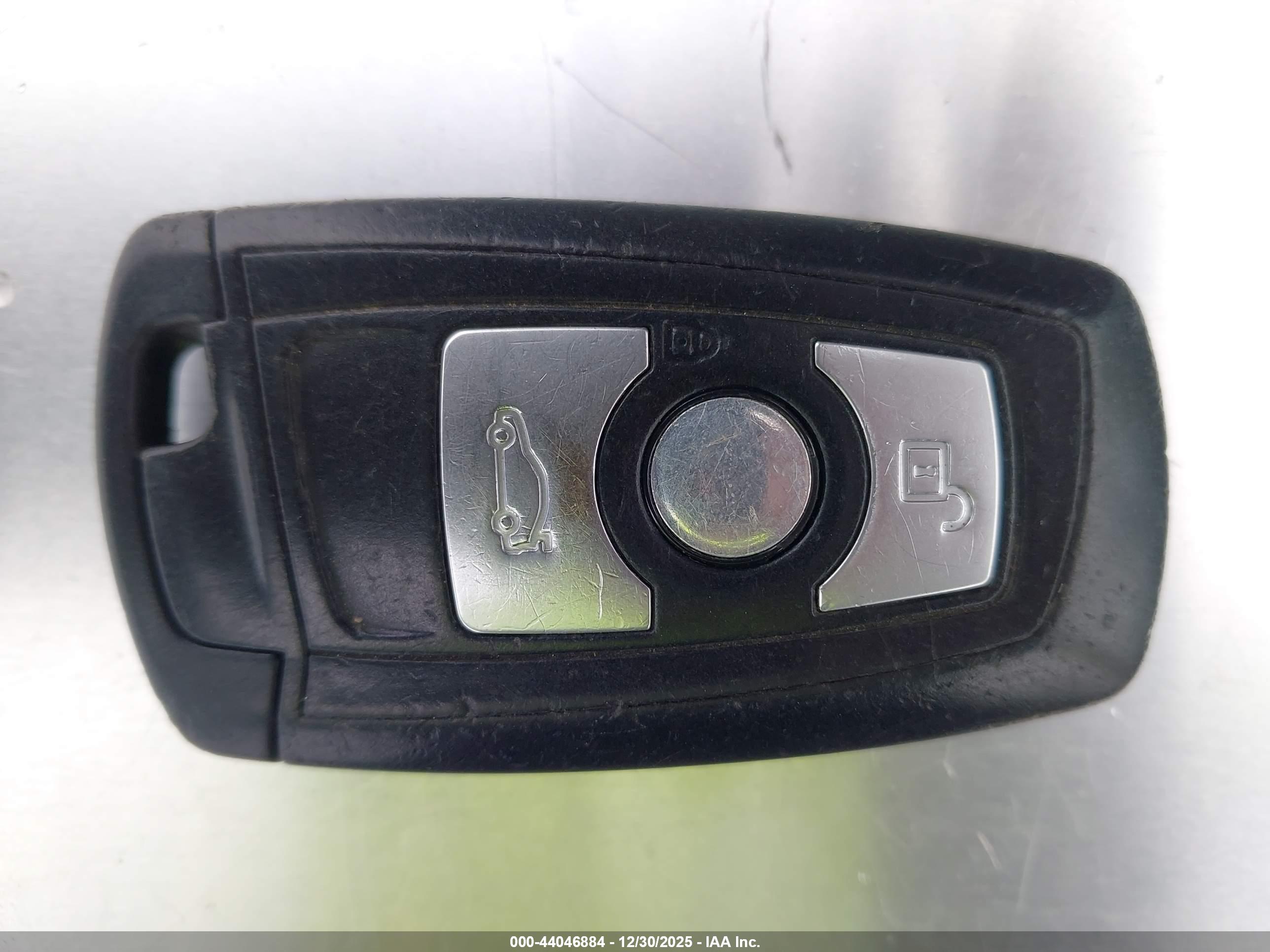 BMW 328I image 11