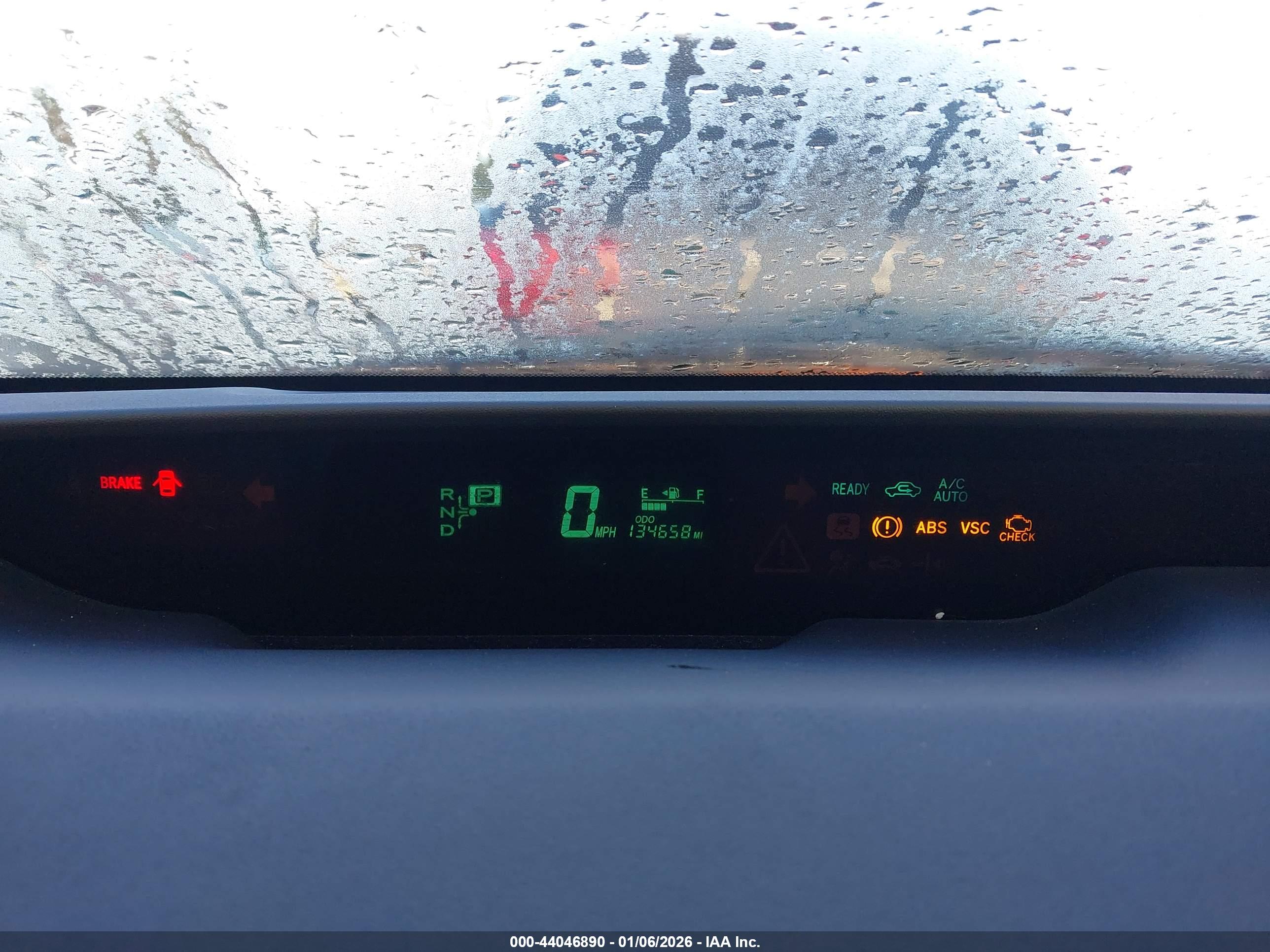 TOYOTA PRIUS image 7