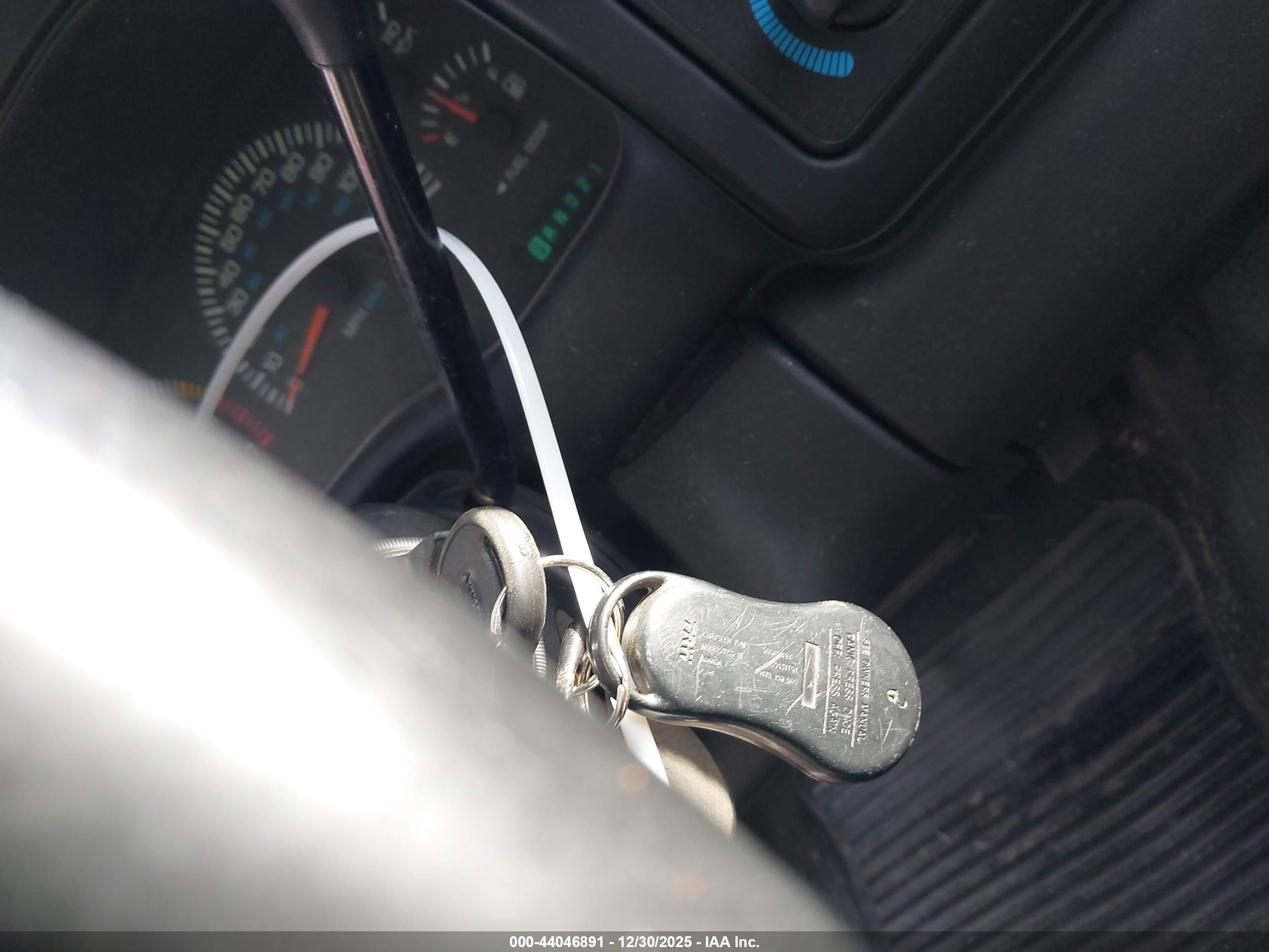DODGE DAKOTA image 11