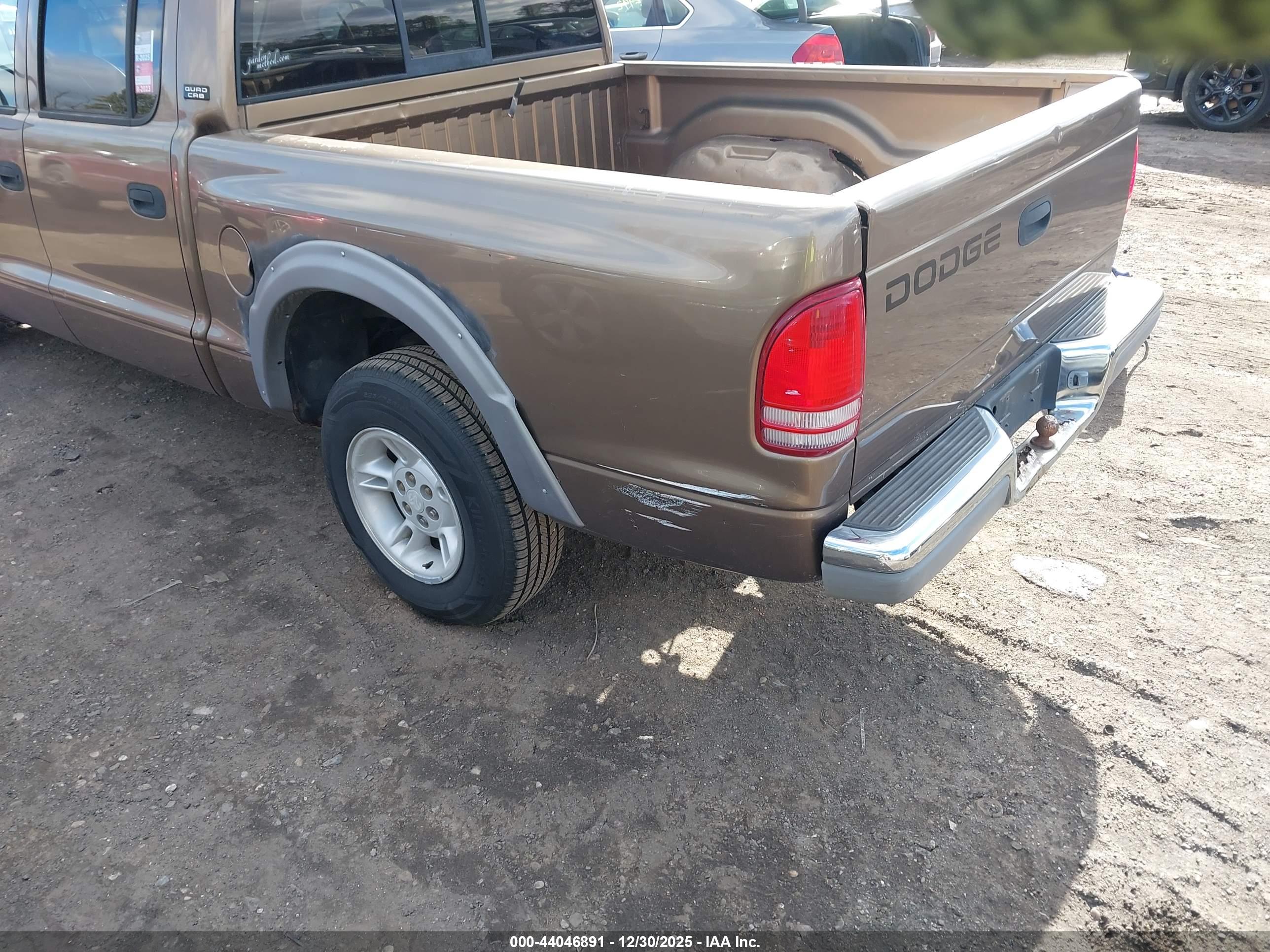 DODGE DAKOTA image 6