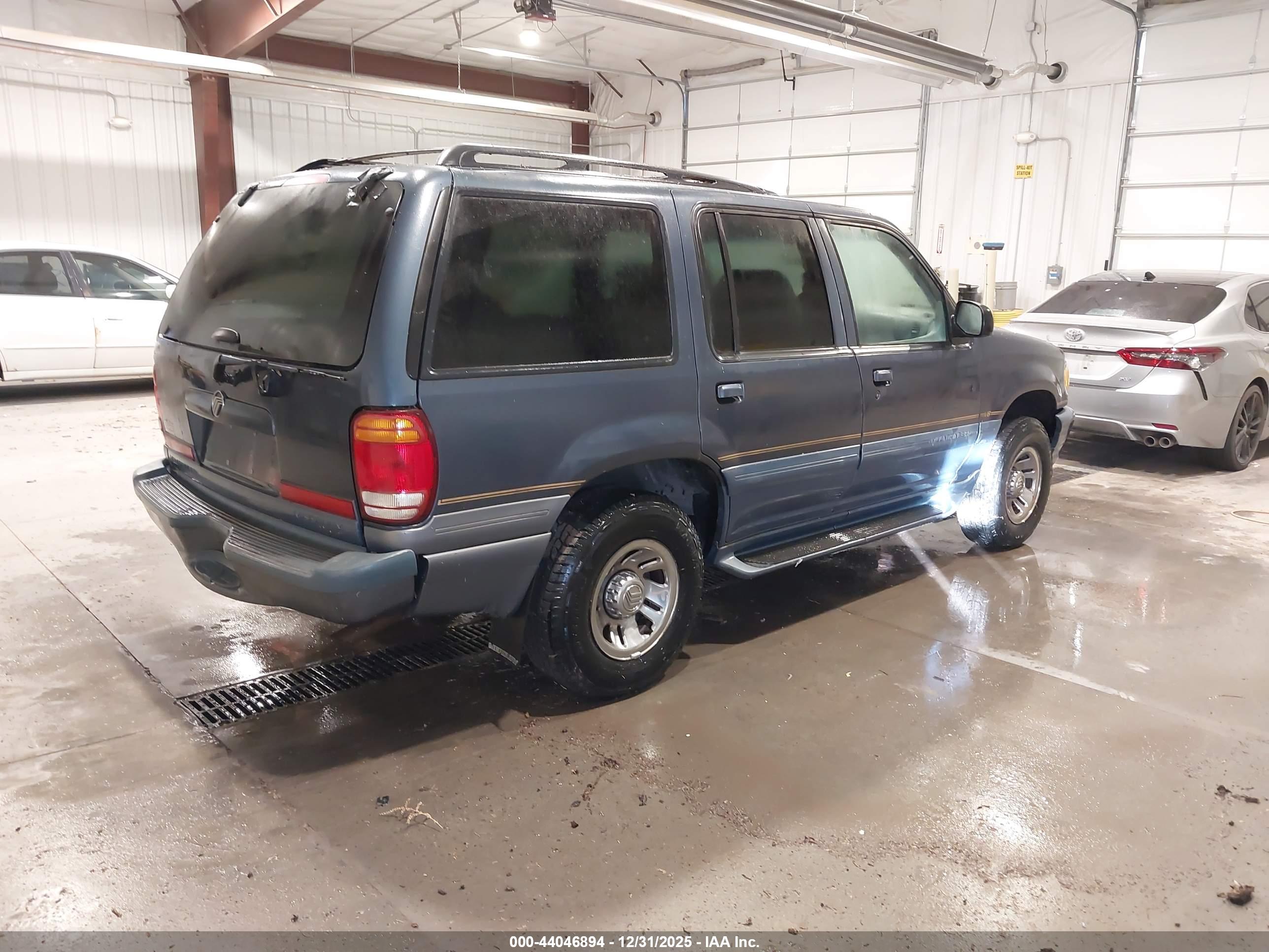 MERCURY MOUNTAINEER image 4