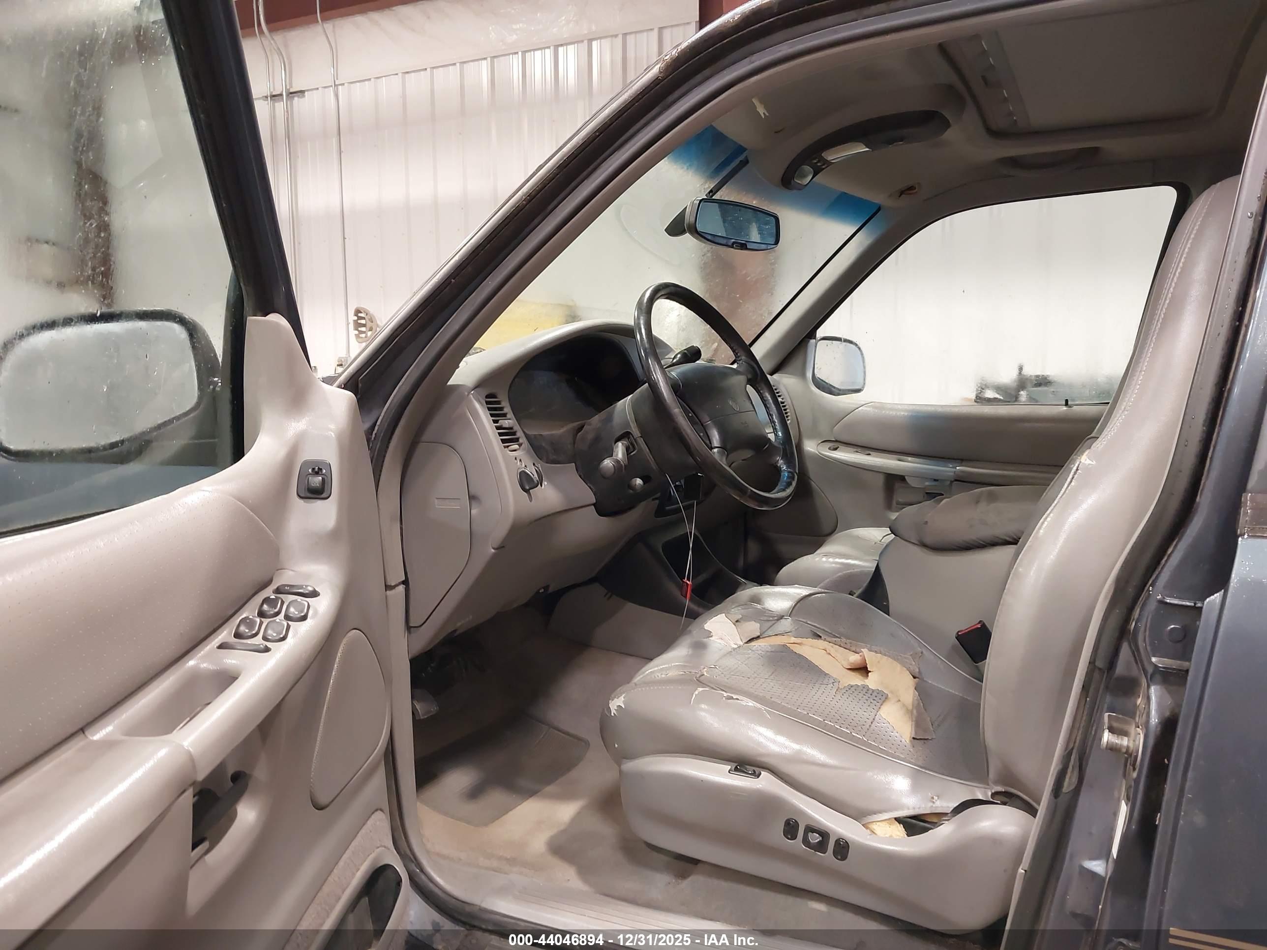 MERCURY MOUNTAINEER image 5
