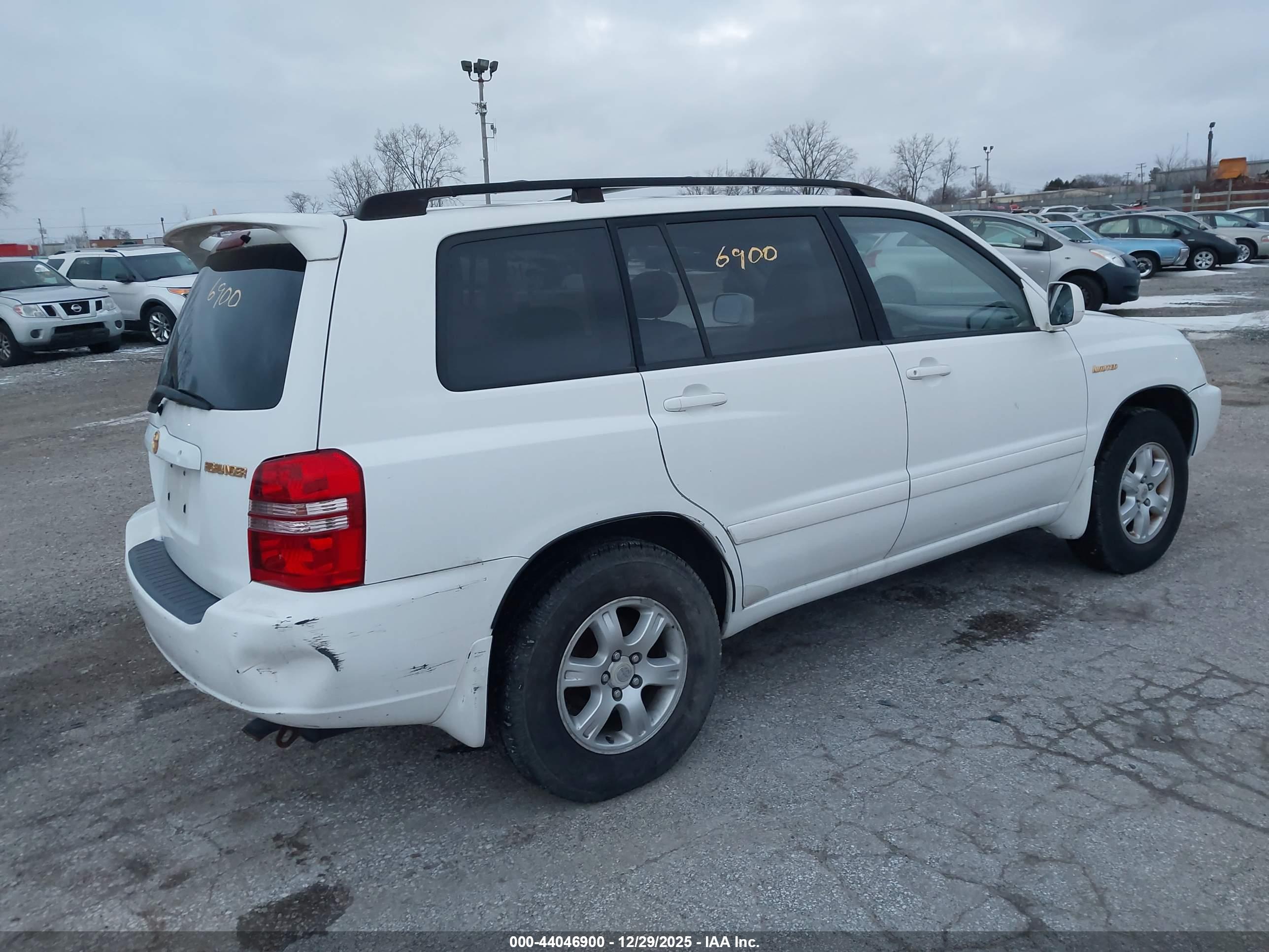 TOYOTA HIGHLANDER image 4
