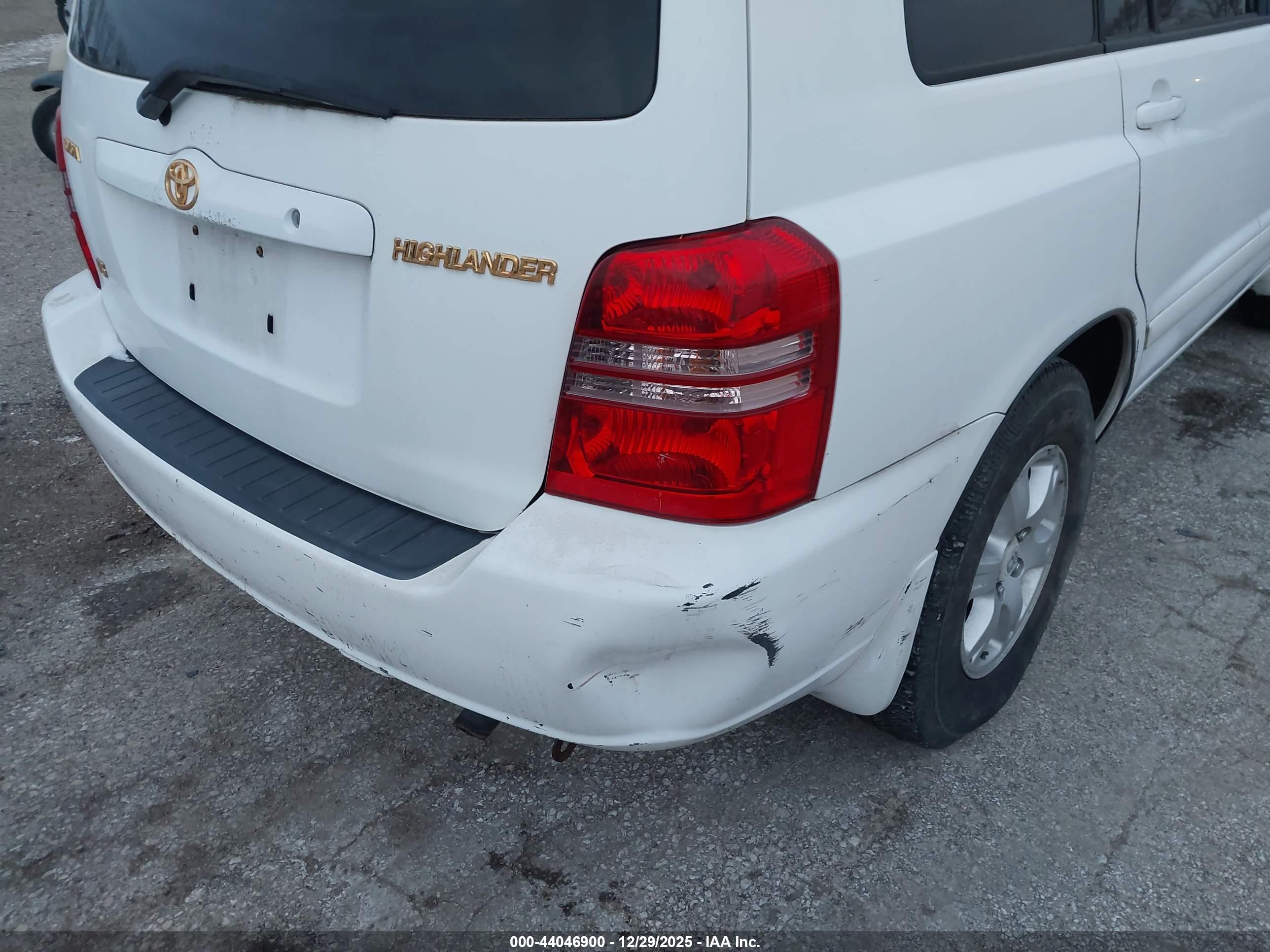 TOYOTA HIGHLANDER image 6