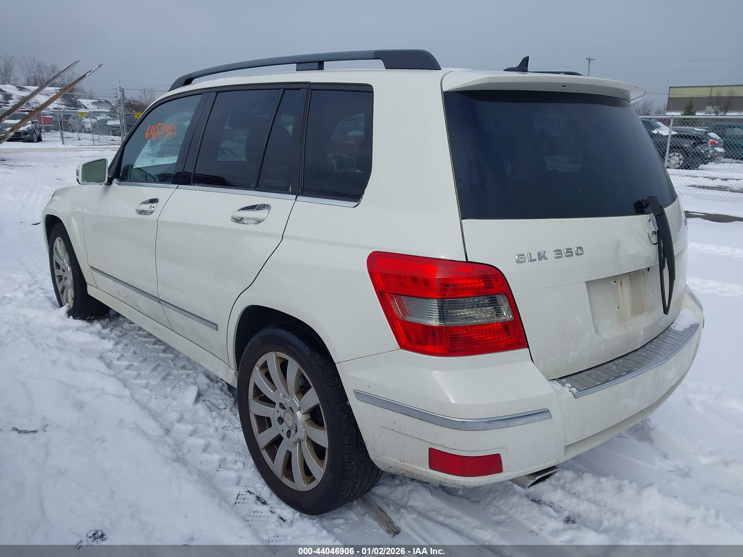 MERCEDES-BENZ GLK image 3