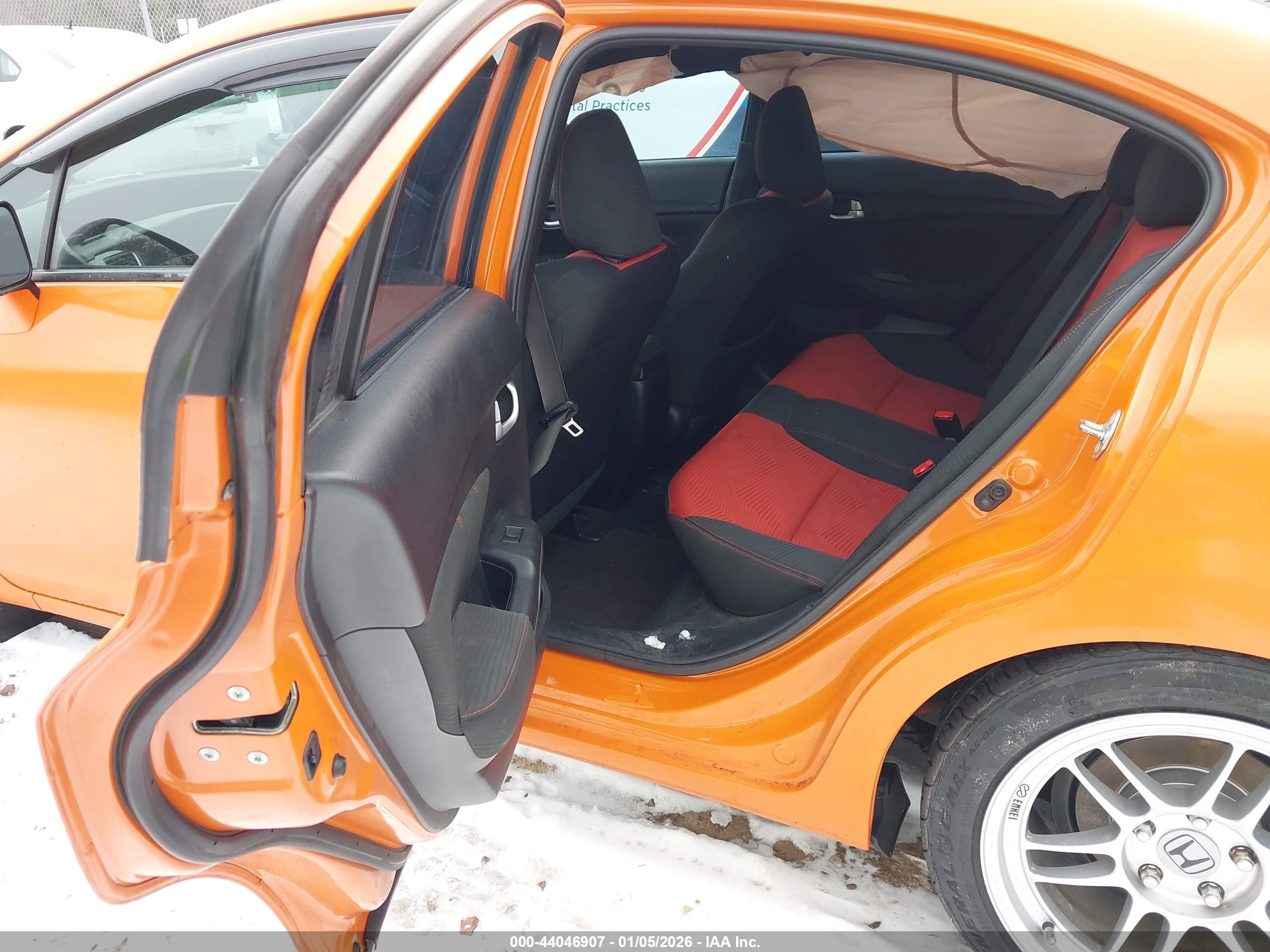 HONDA CIVIC image 8