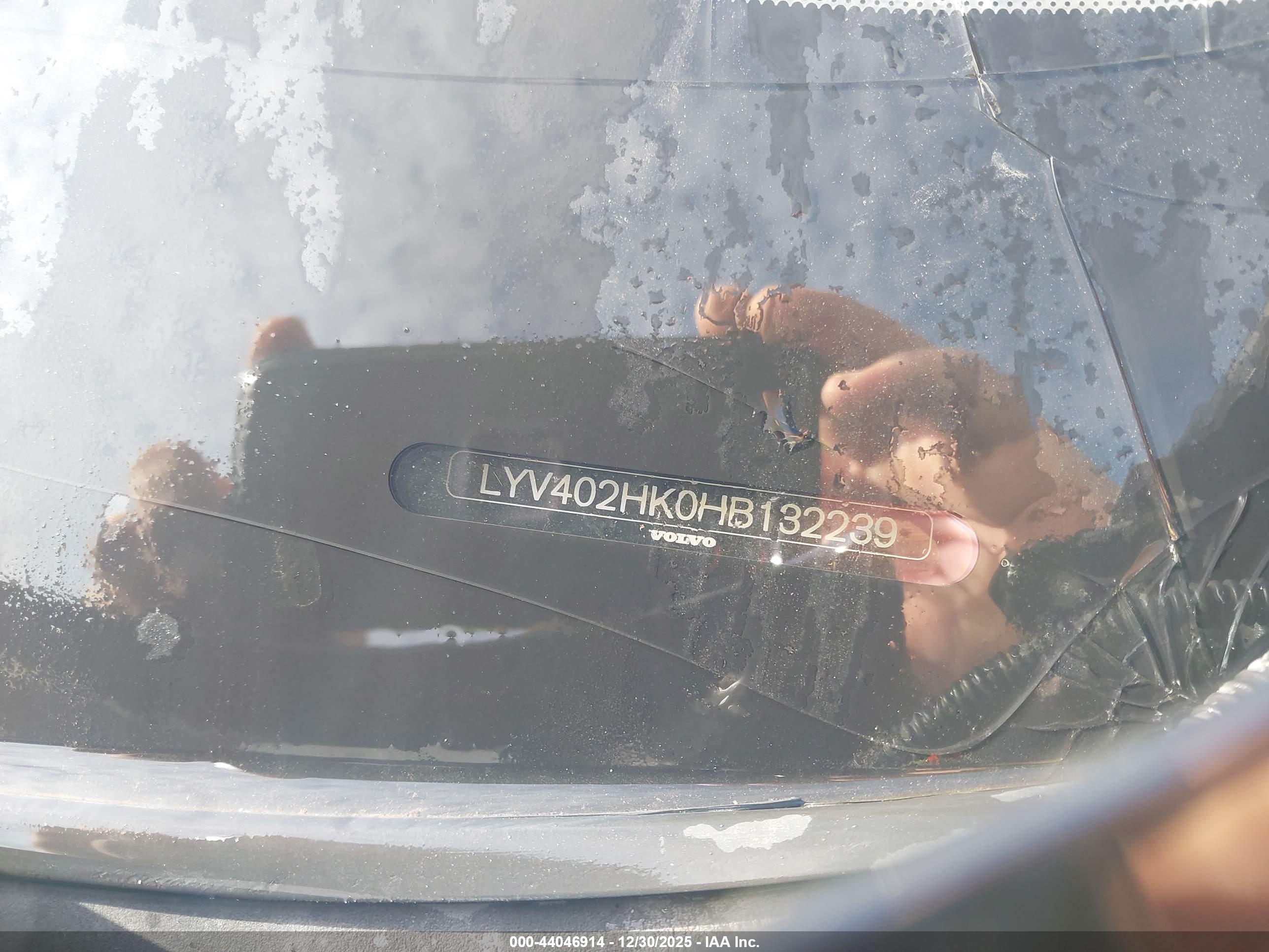 VOLVO S60 image 9