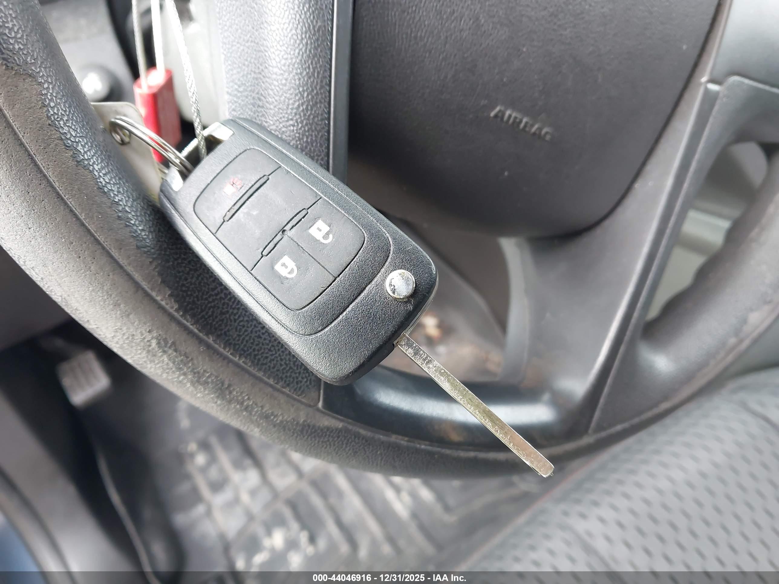 GMC TERRAIN image 11