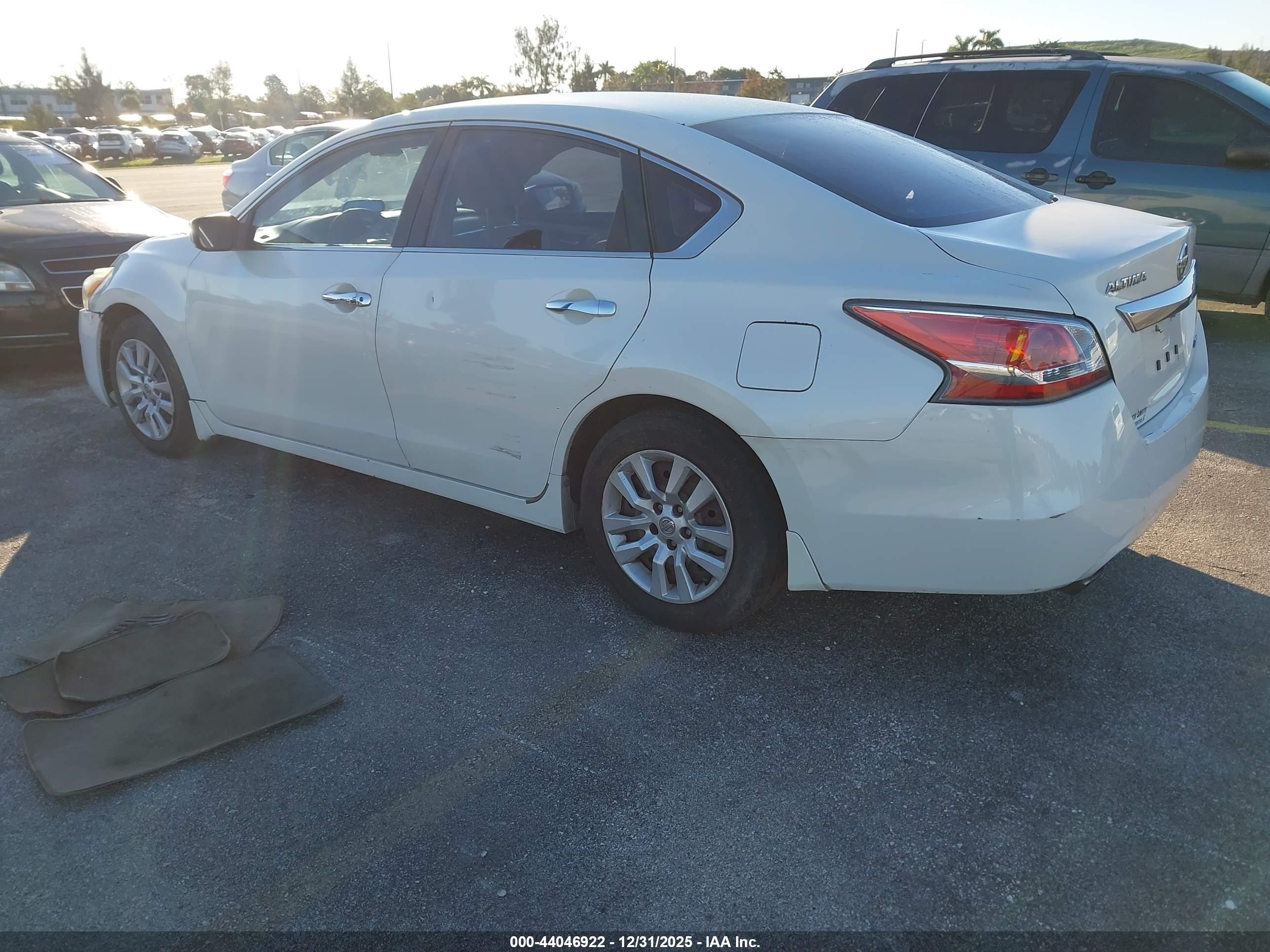 NISSAN ALTIMA image 3