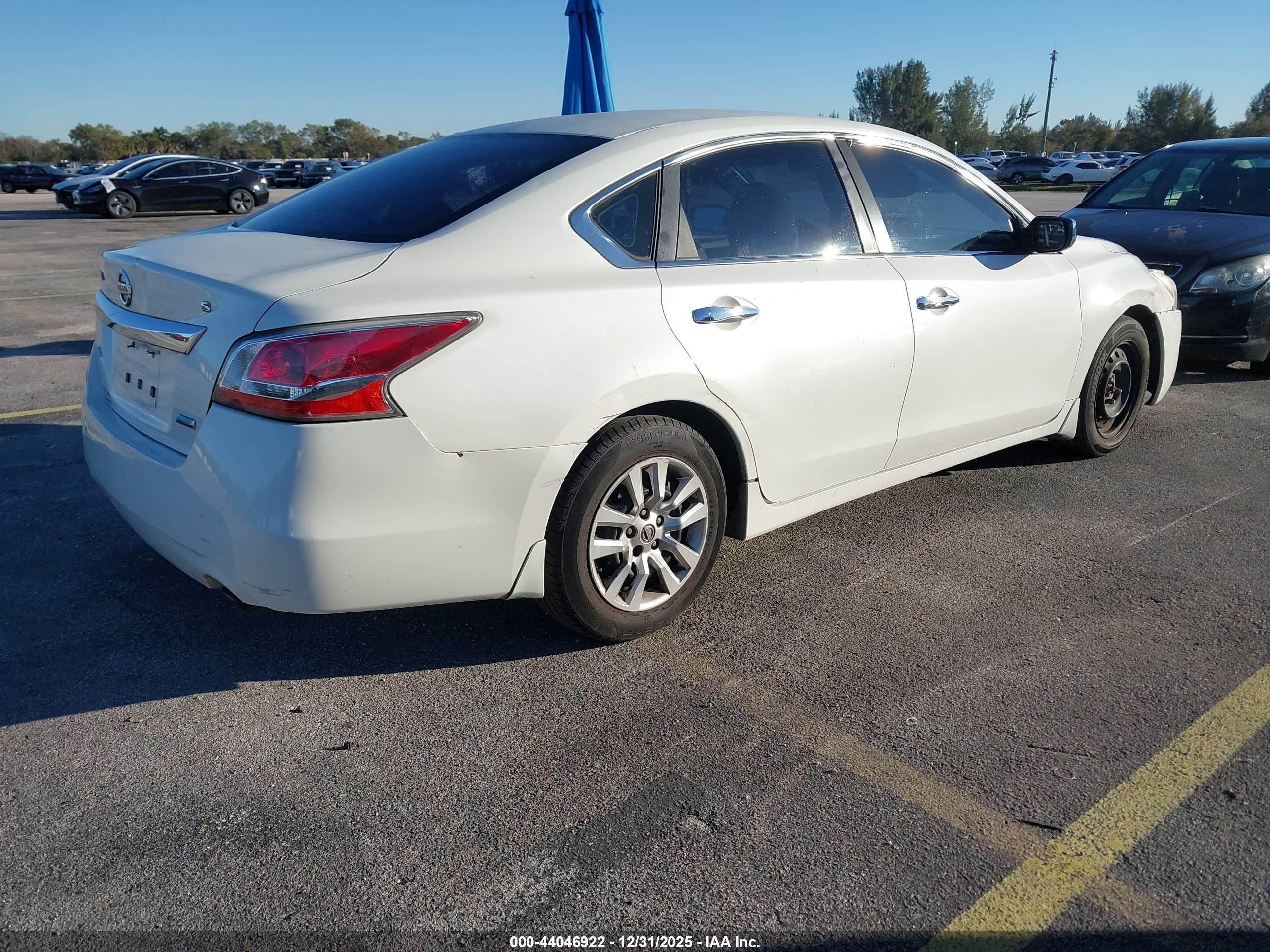 NISSAN ALTIMA image 4