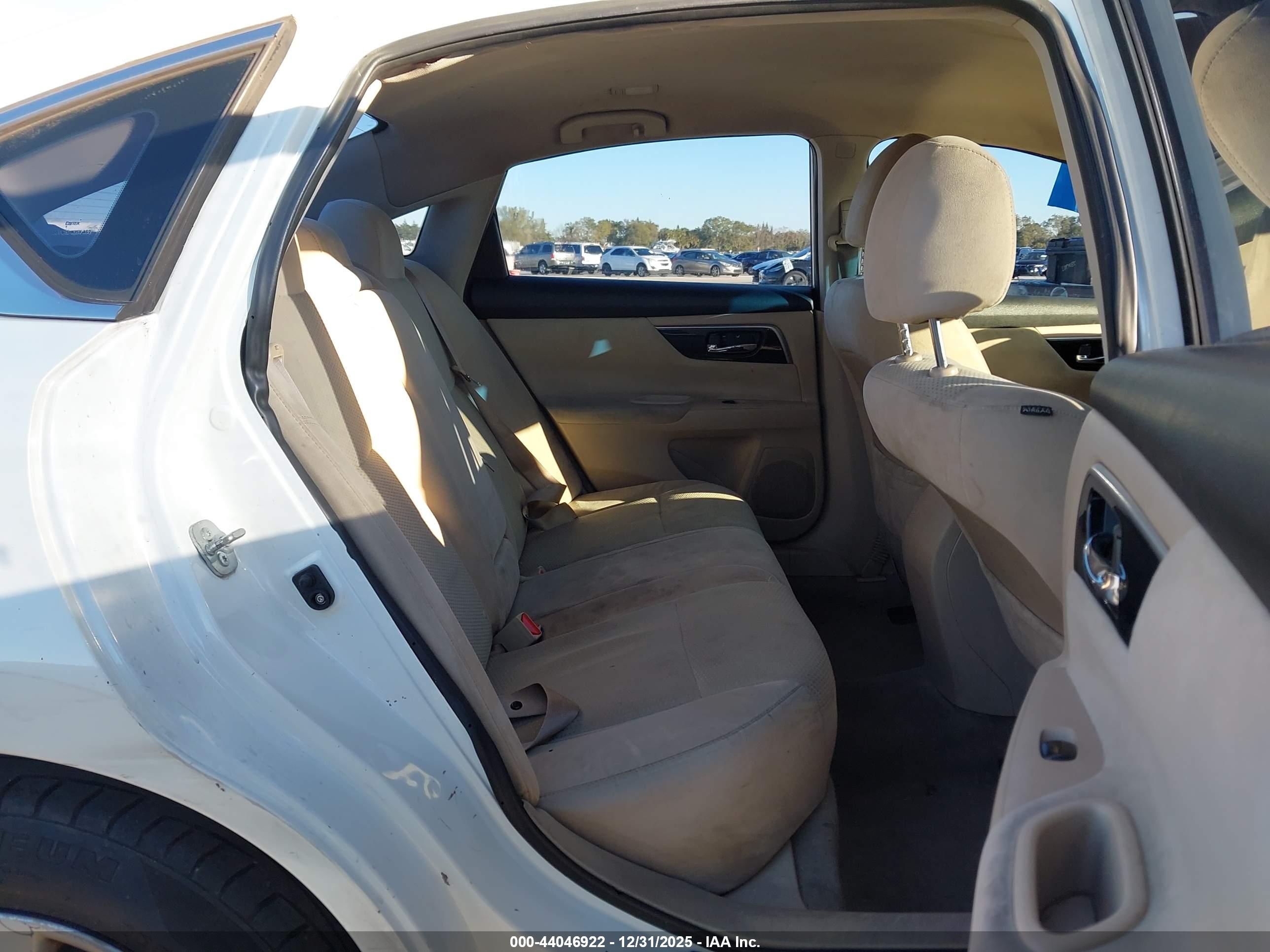 NISSAN ALTIMA image 8
