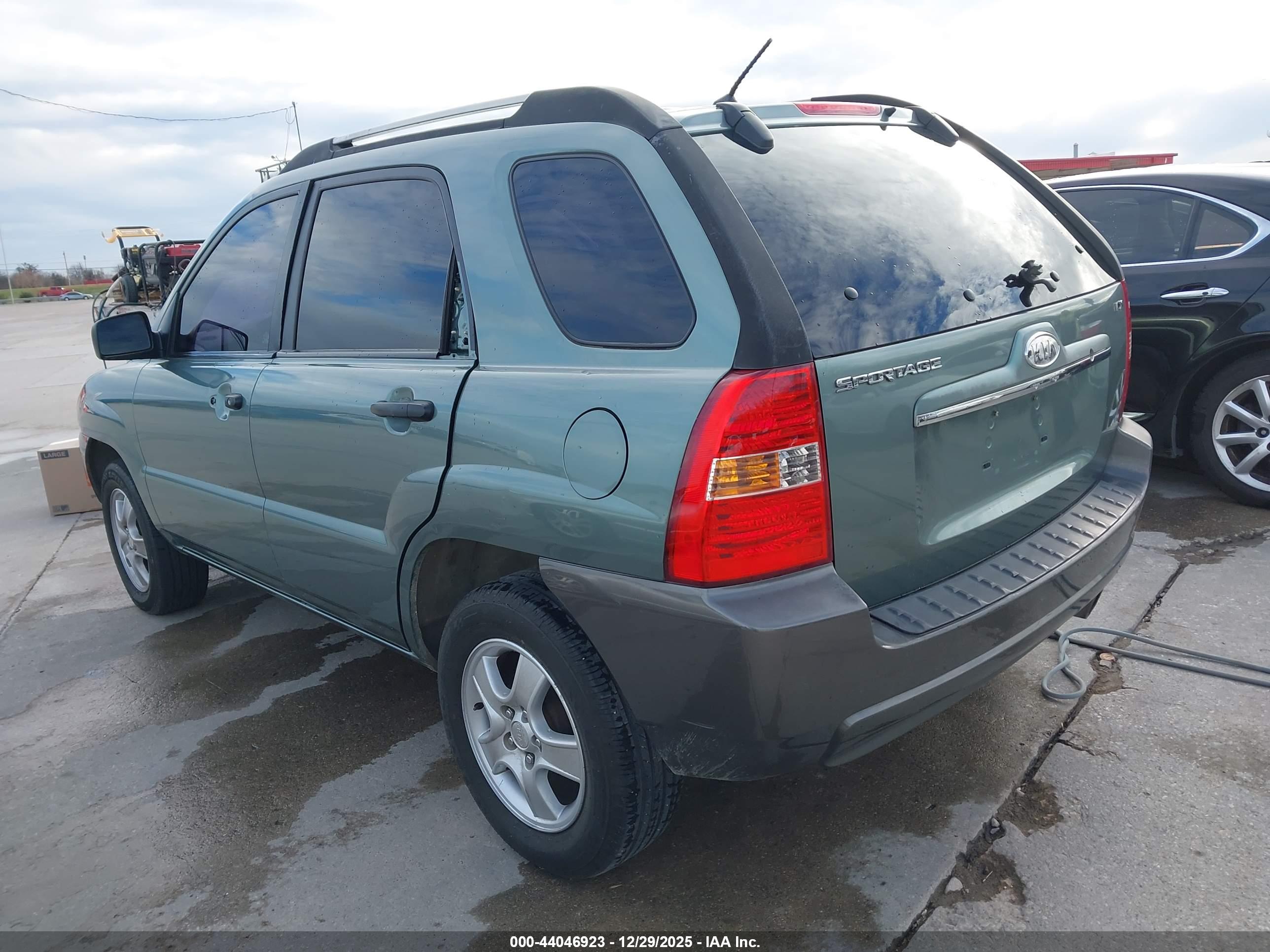 KIA SPORTAGE image 3