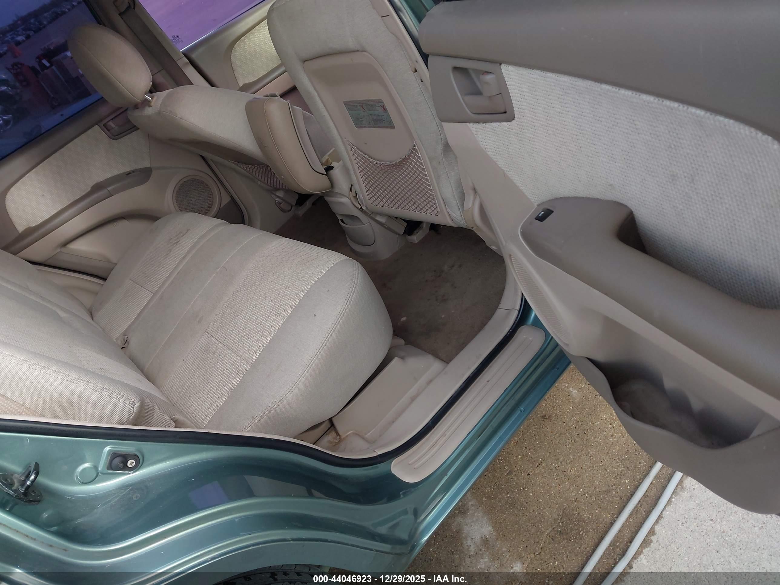 KIA SPORTAGE image 8