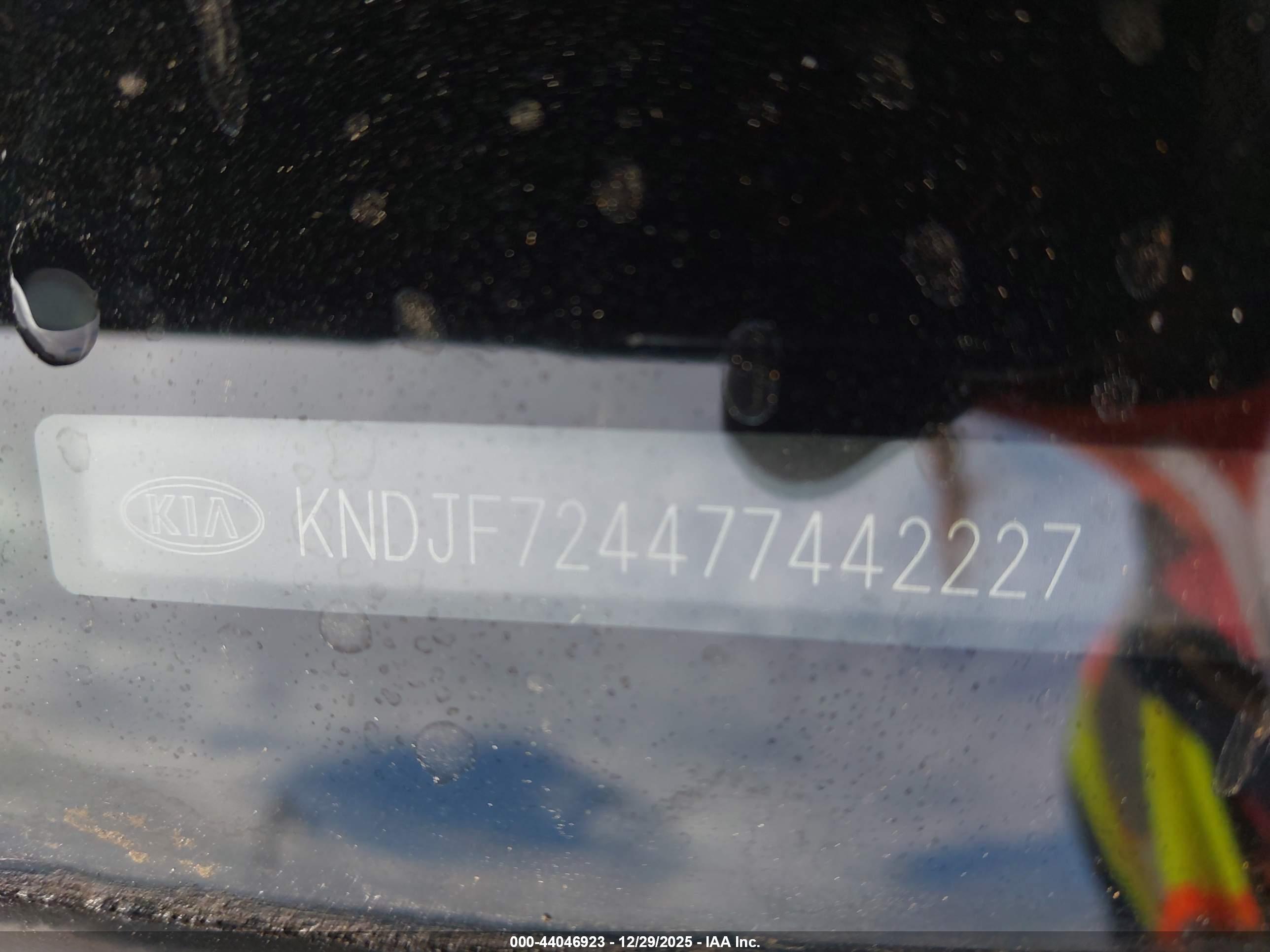 KIA SPORTAGE image 9