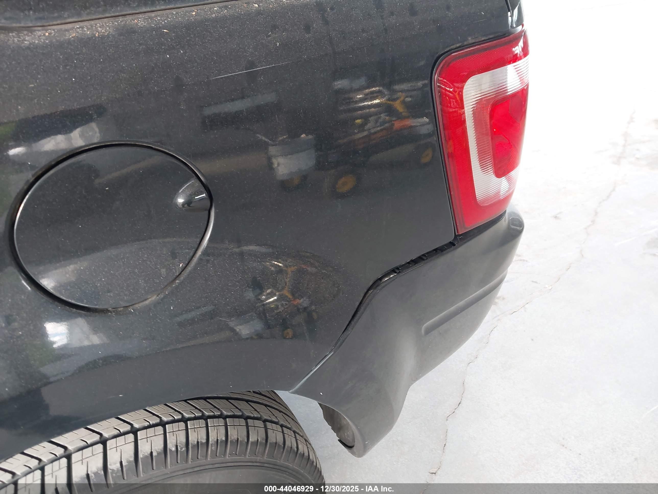 FORD ESCAPE image 6