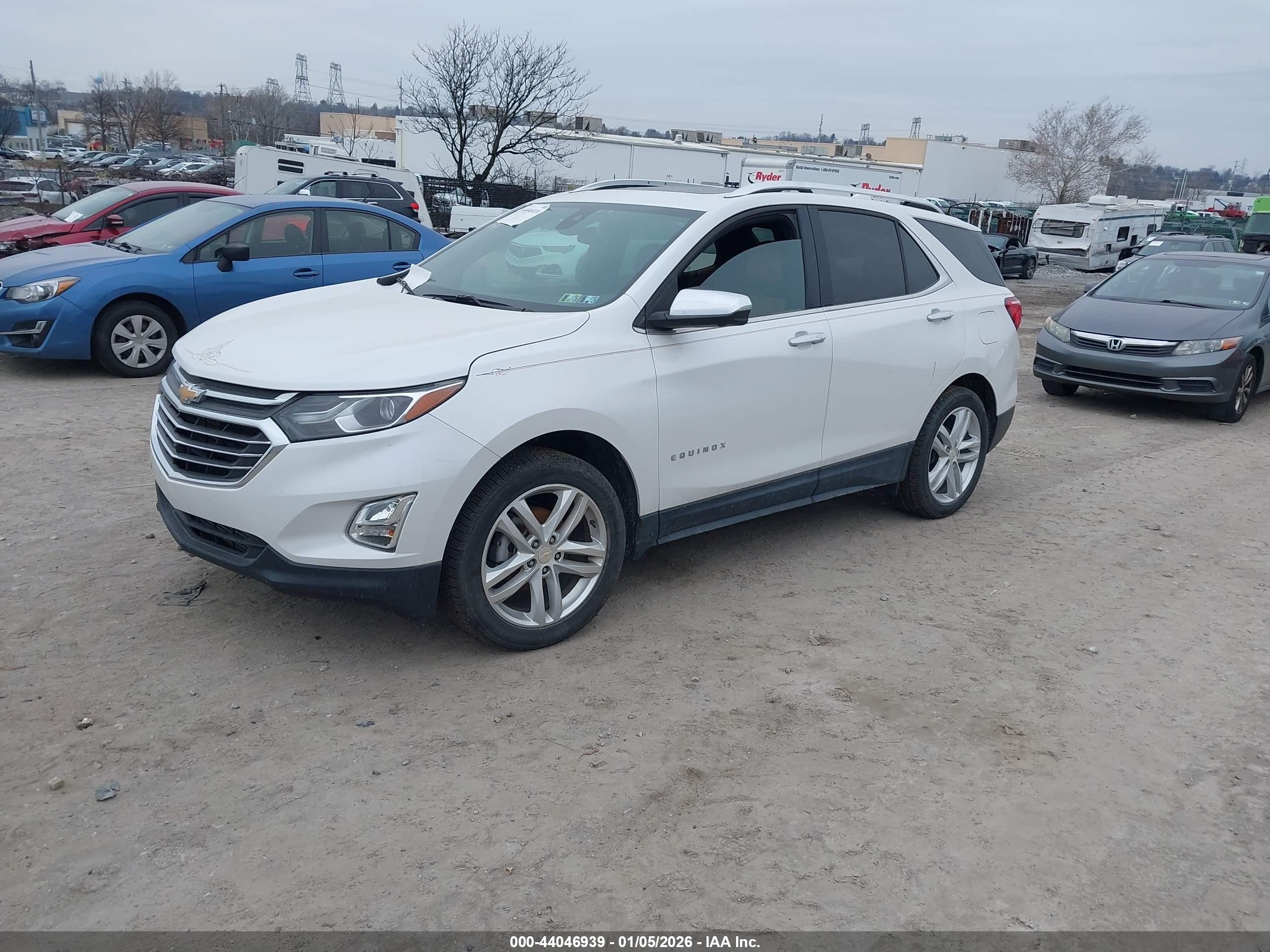 CHEVROLET EQUINOX image 2