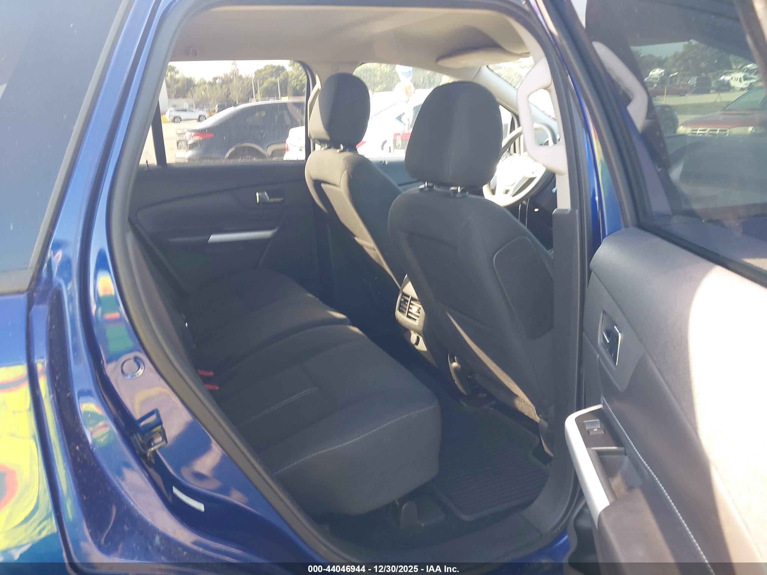 FORD EDGE image 8