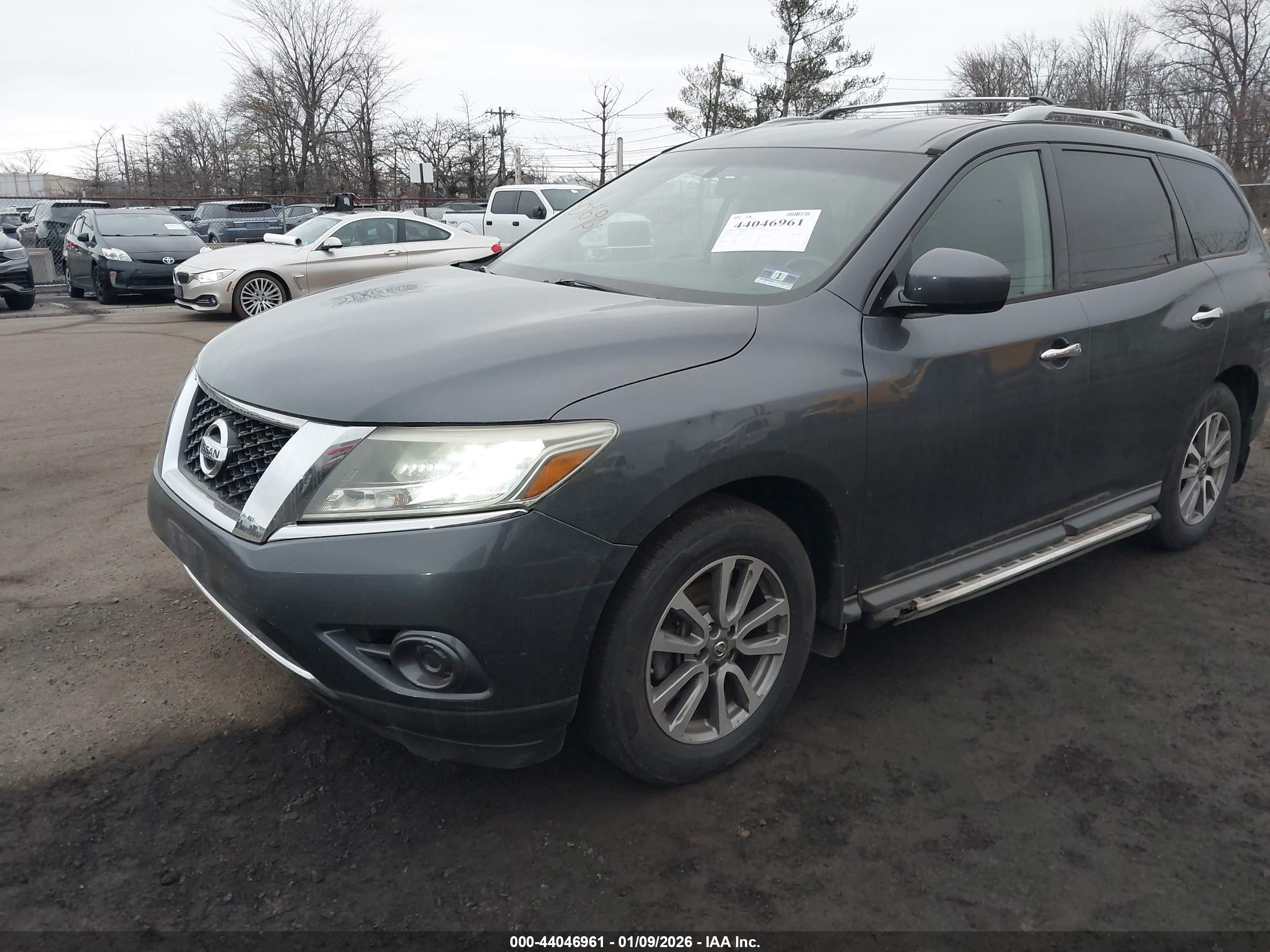 NISSAN PATHFINDER image 6